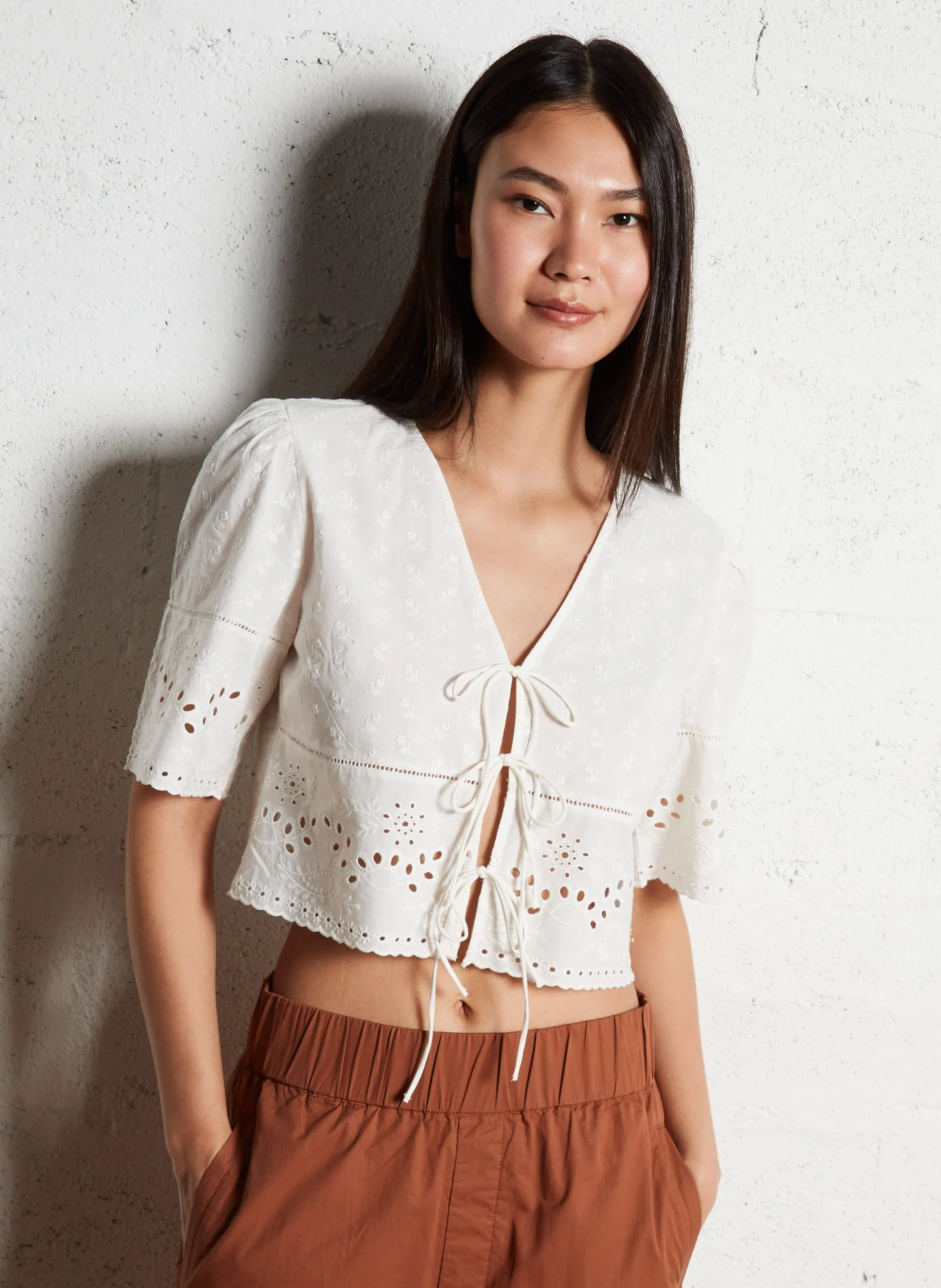 Gerade geschnittenes Oberteil aus bestickter Baumwolle Weiss SANTA