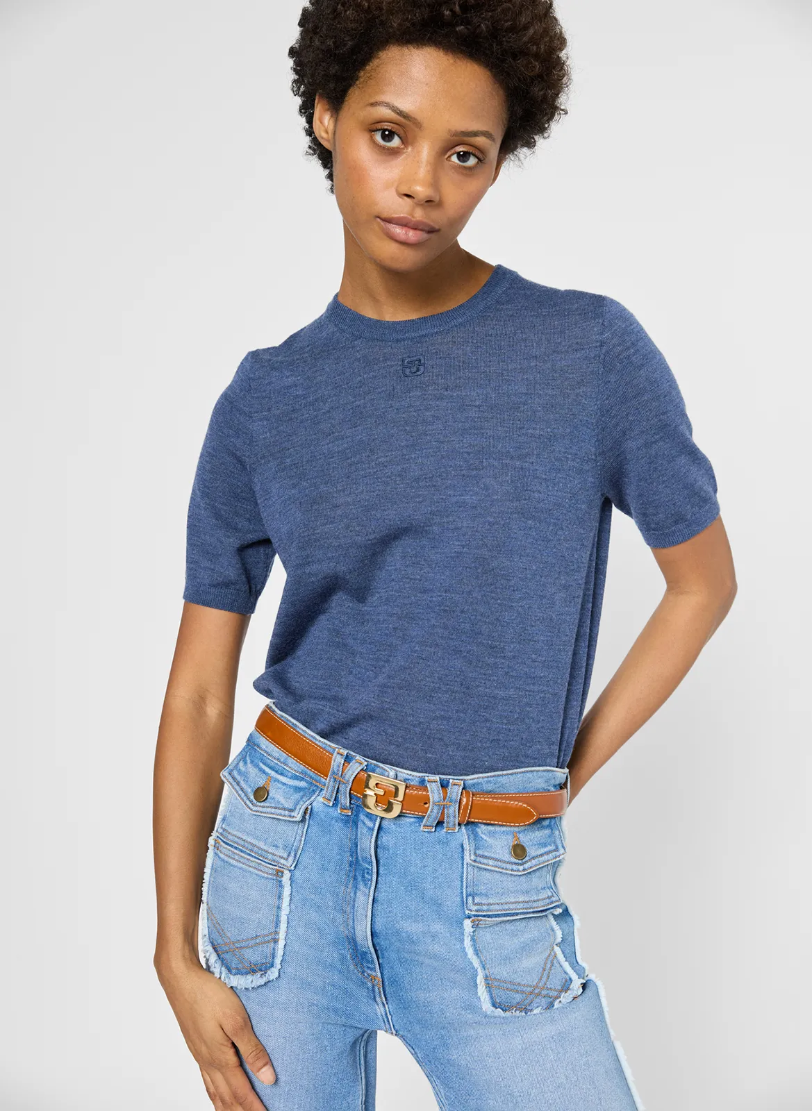 Anliegender Wollpullover Blau JUNIA