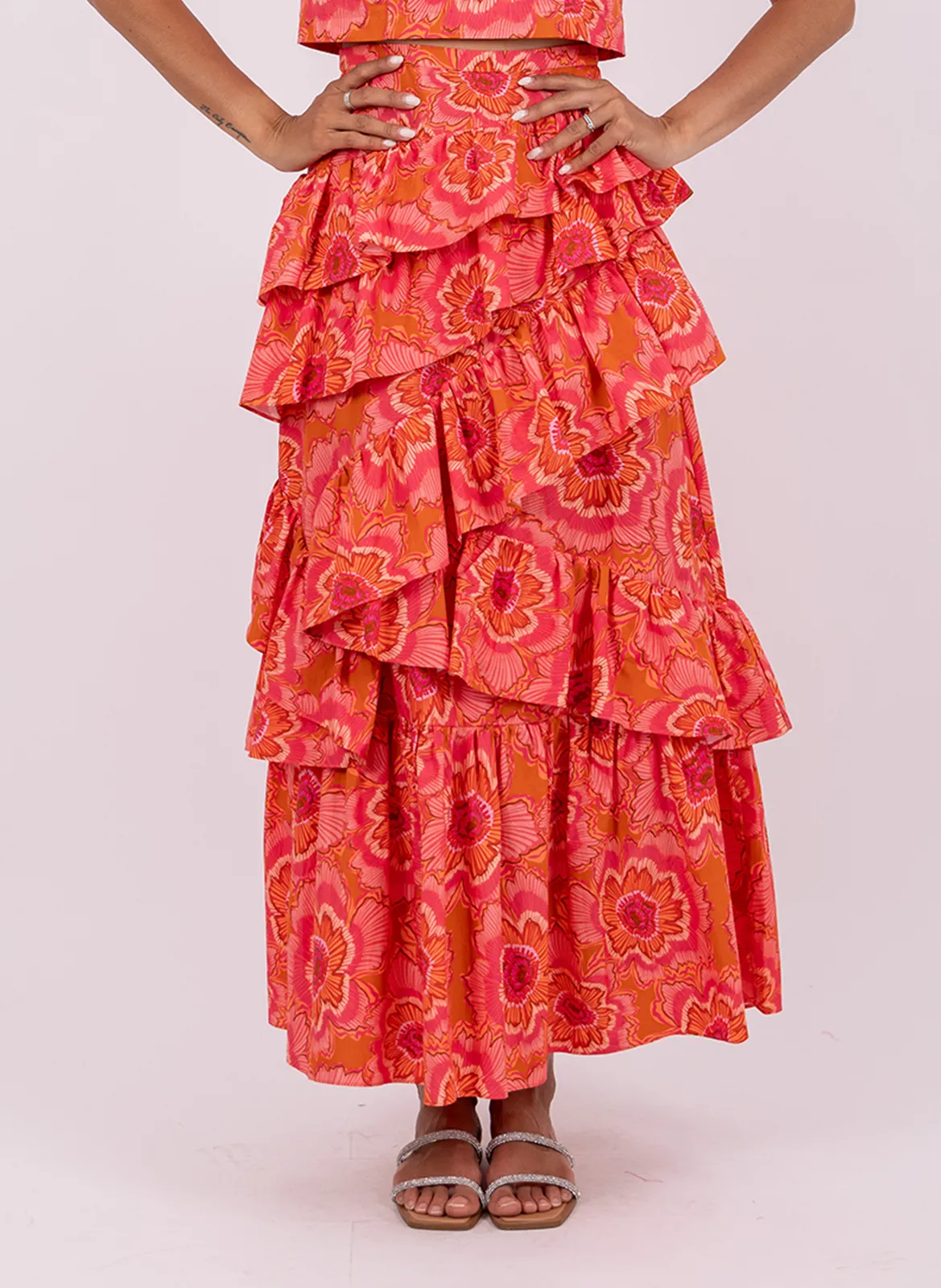 Langer bedruckter Rock mit asymmetrischen Volants Rosa SUZETTE