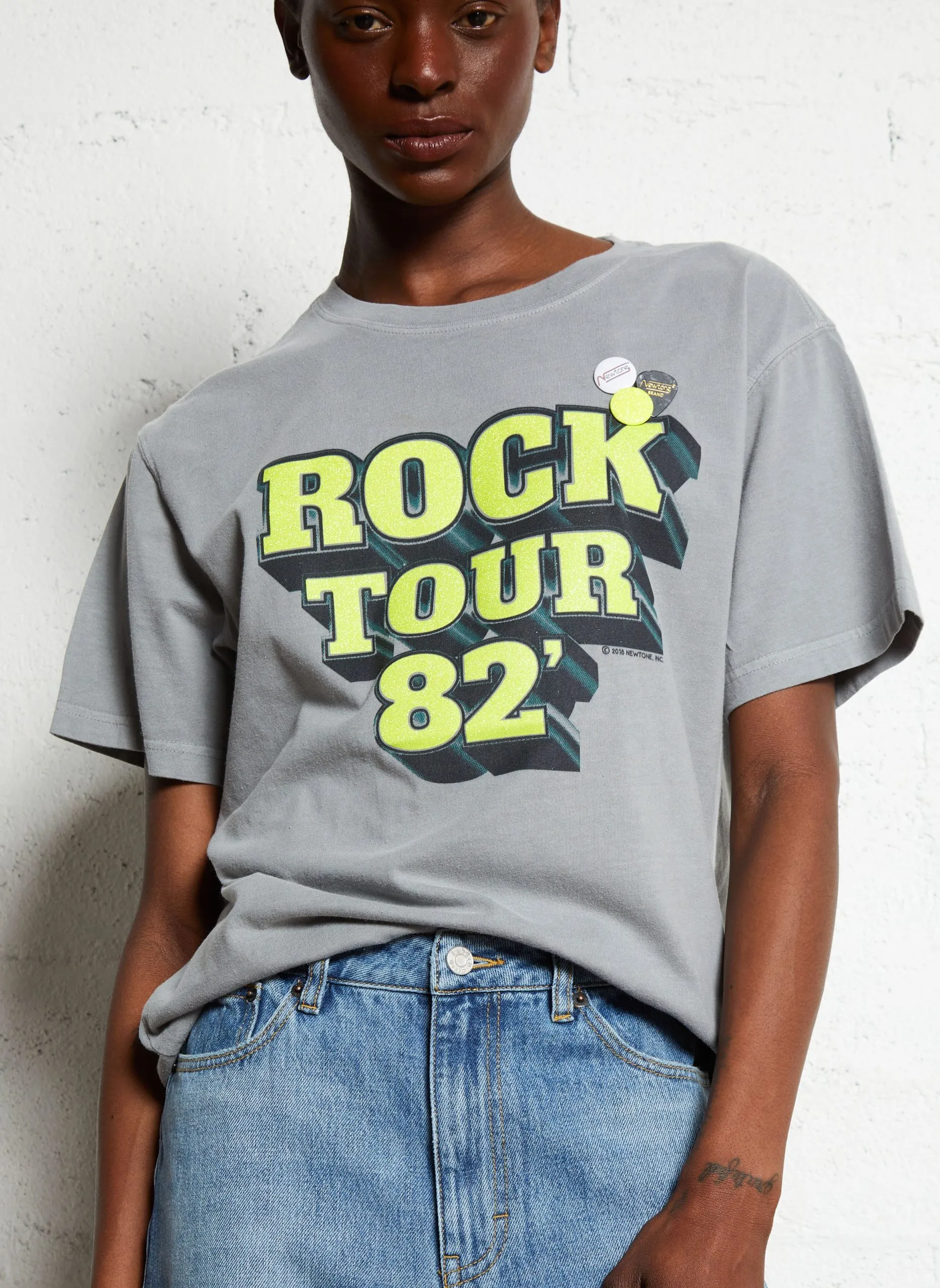 Gerade geschnittenes Rundhals-T-Shirt aus Baumwolle Grau TOUR