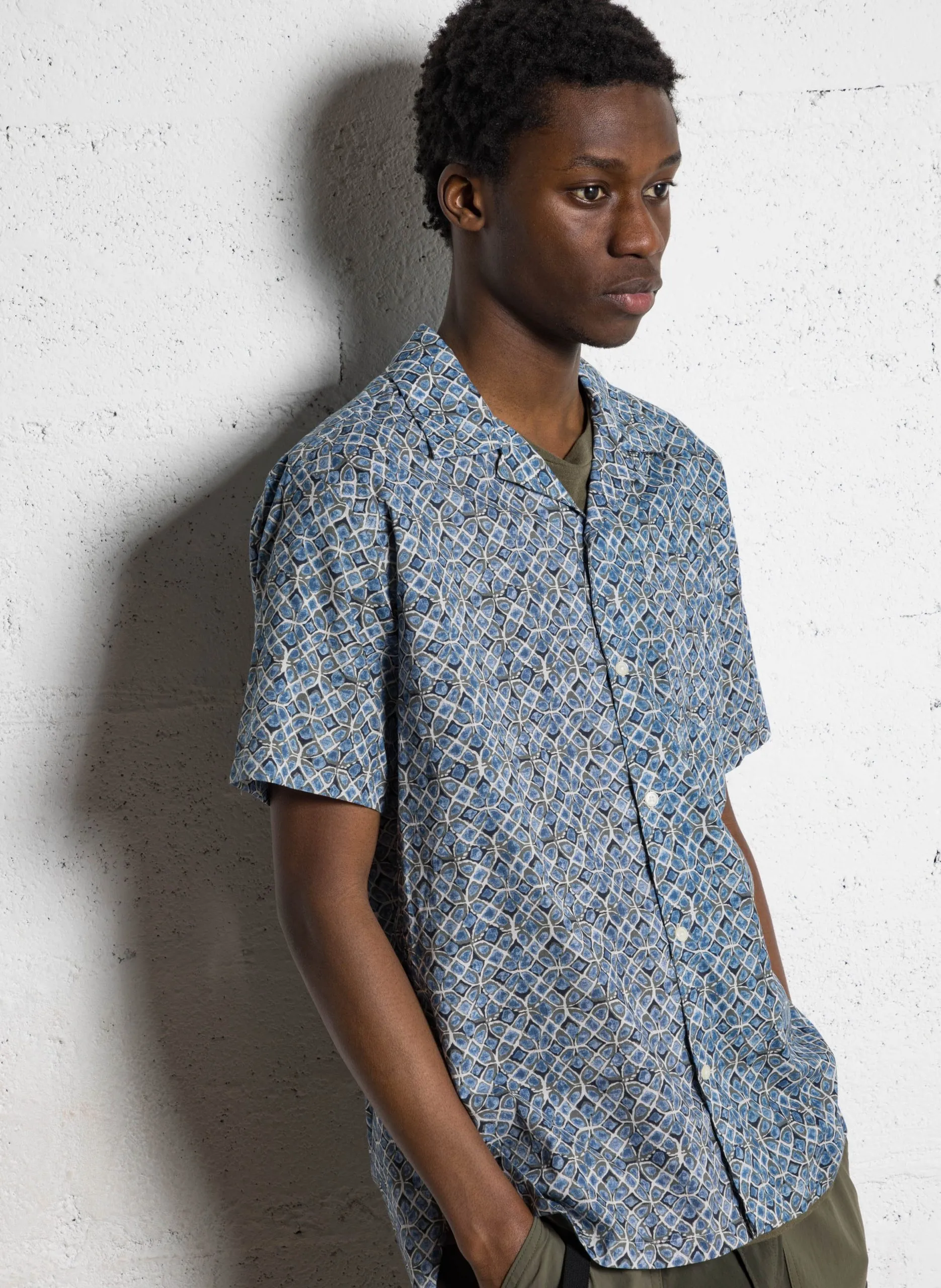 Baumwollhemd mit klassischem Kragen Mehrfarbig