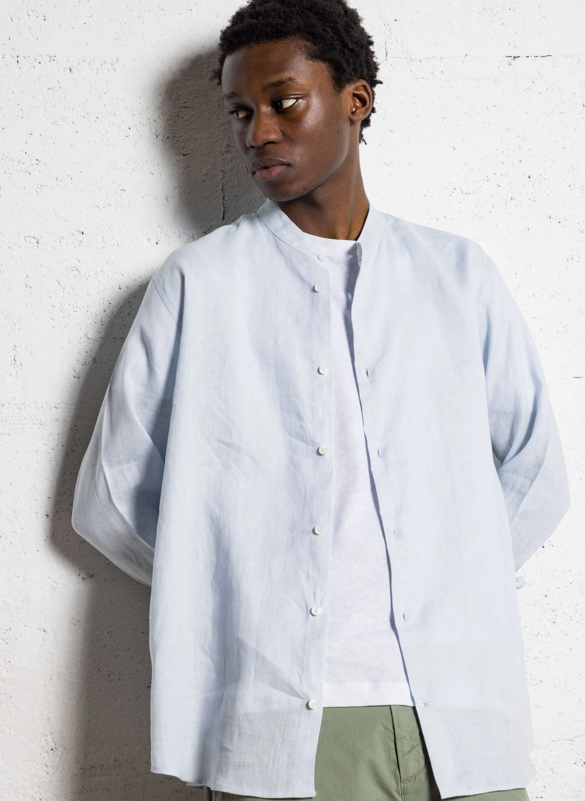 Mao-Kragen Leinenhemd Blau