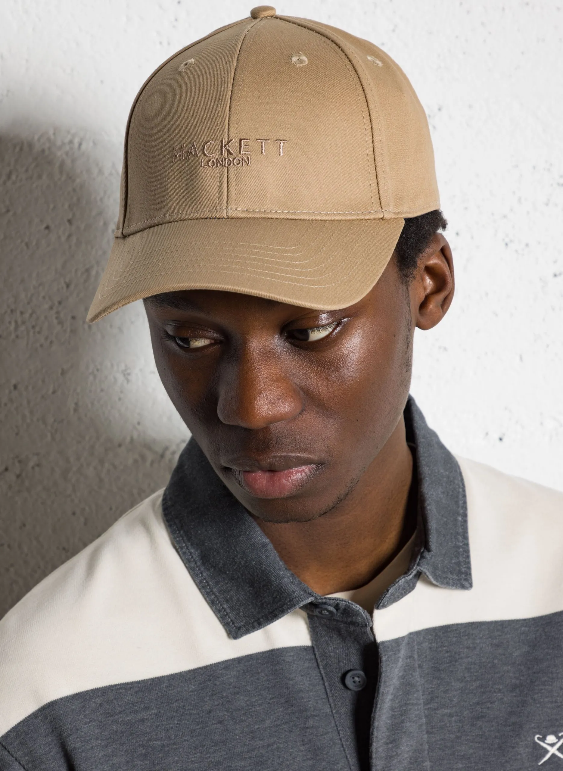 Baumwollkappe mit Schnalle Beige