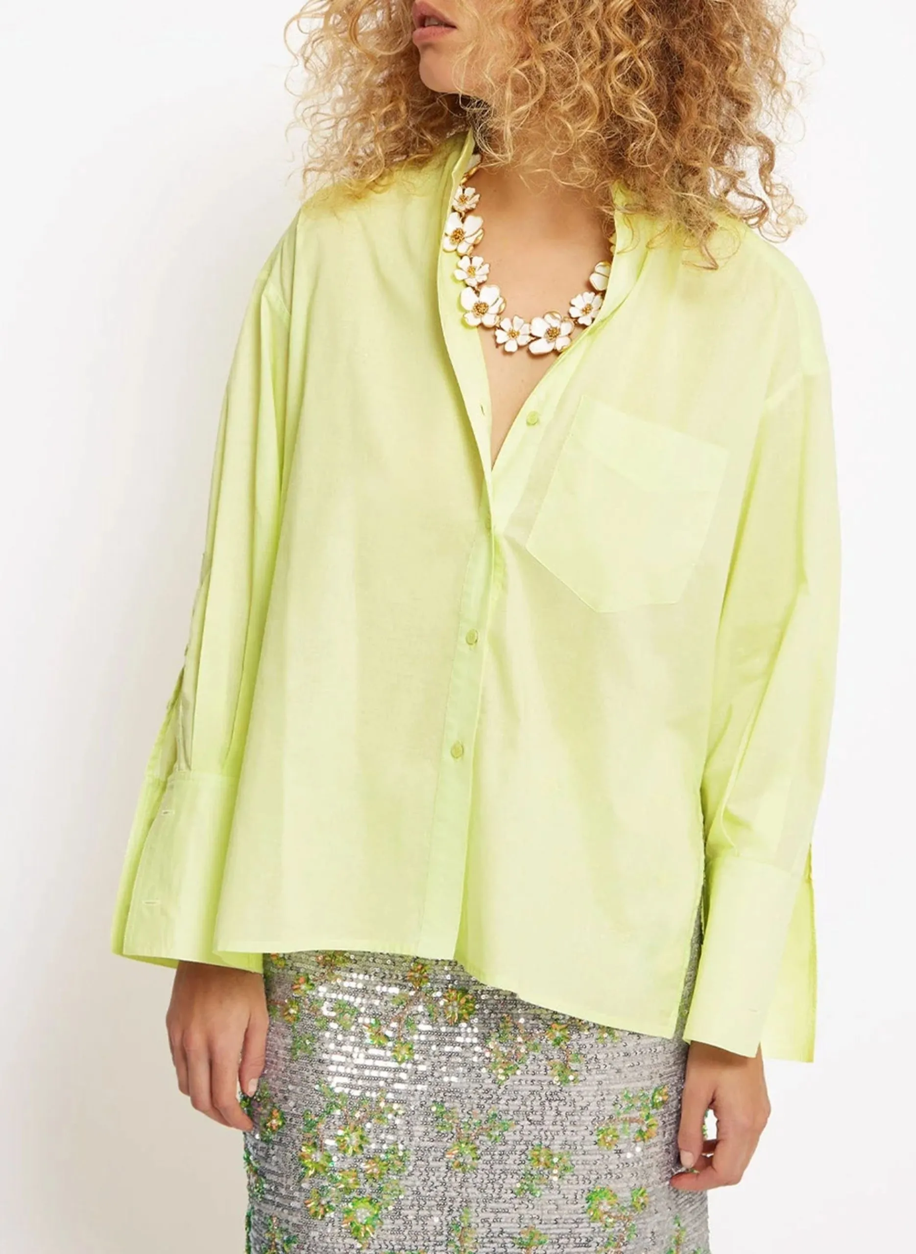 Gerade geschnittene Bluse mit Knopfleiste Grun PIPO