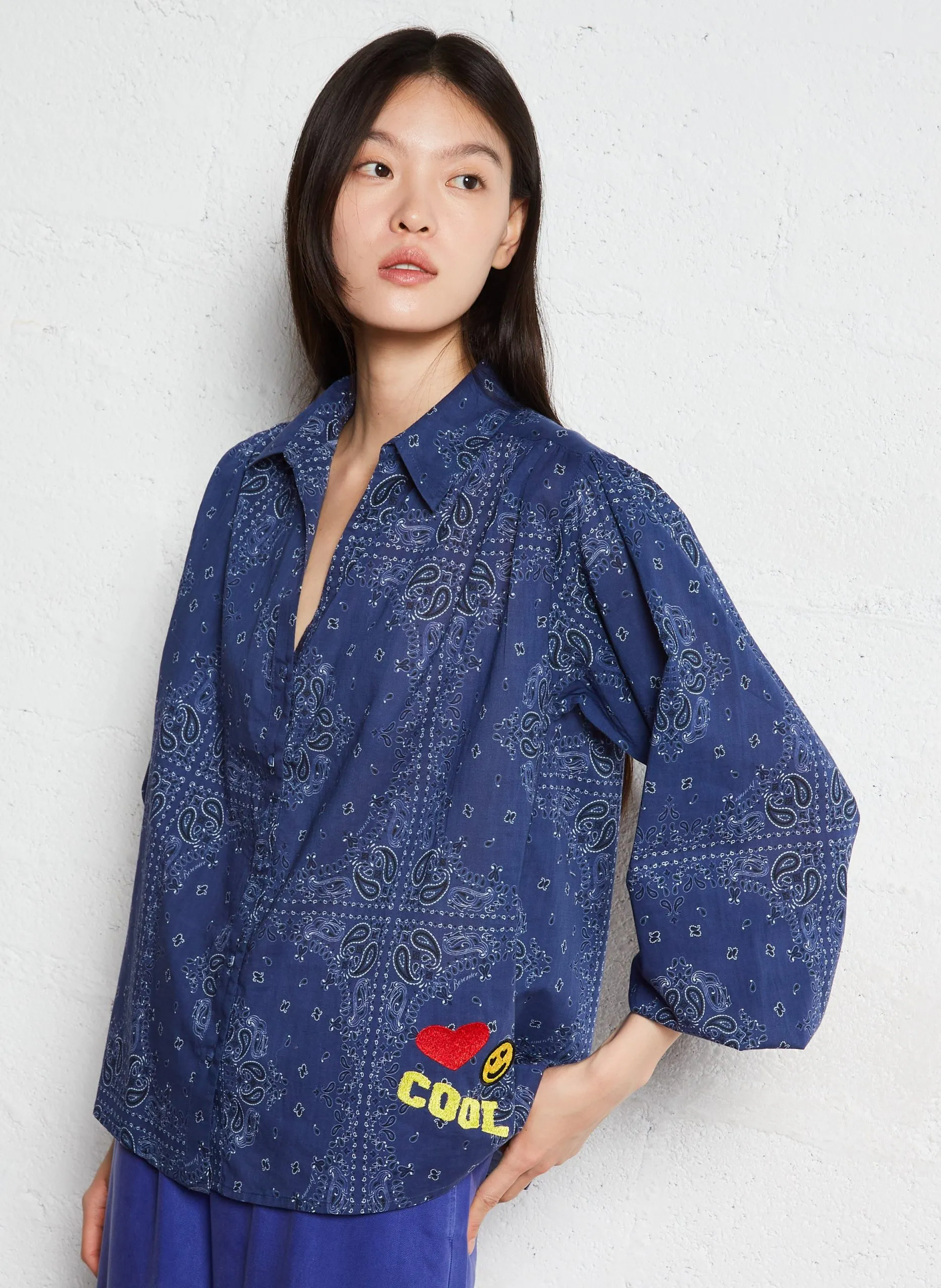 Klassisches Hemd mit Bandana-Print Blau CANILA