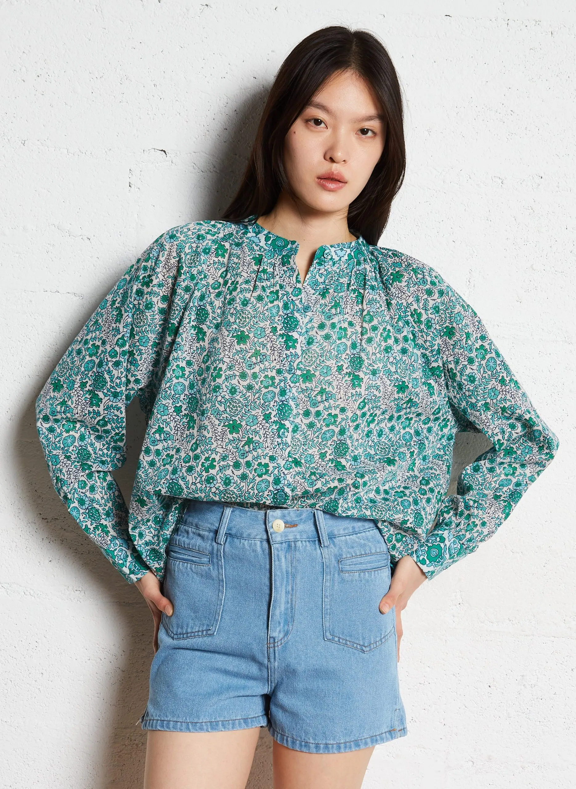 Oversize-Baumwollhemd mit klassischem Kragen Grun TEA