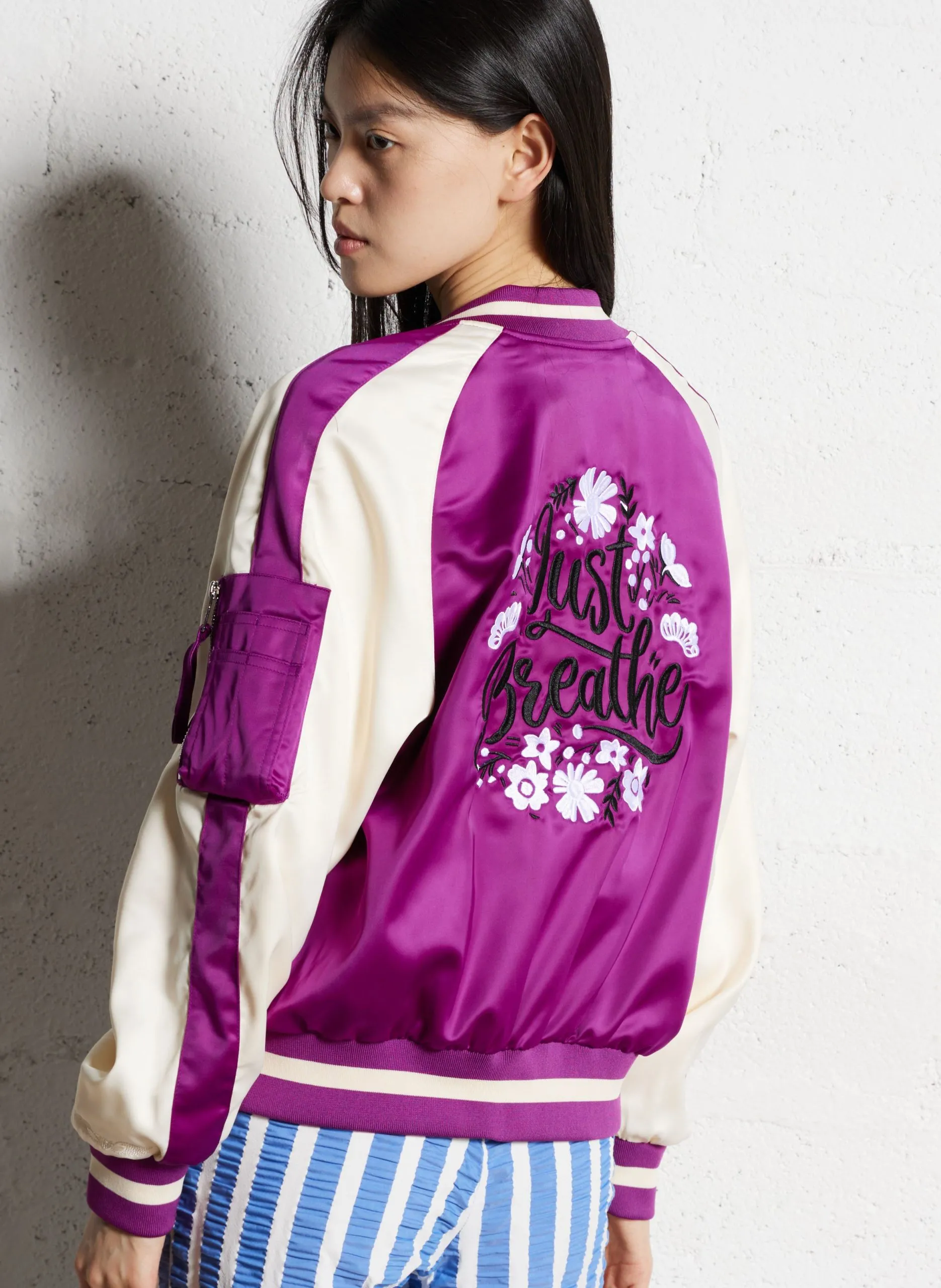 Satin Teddy-Kragenjacke Violett BREATHE