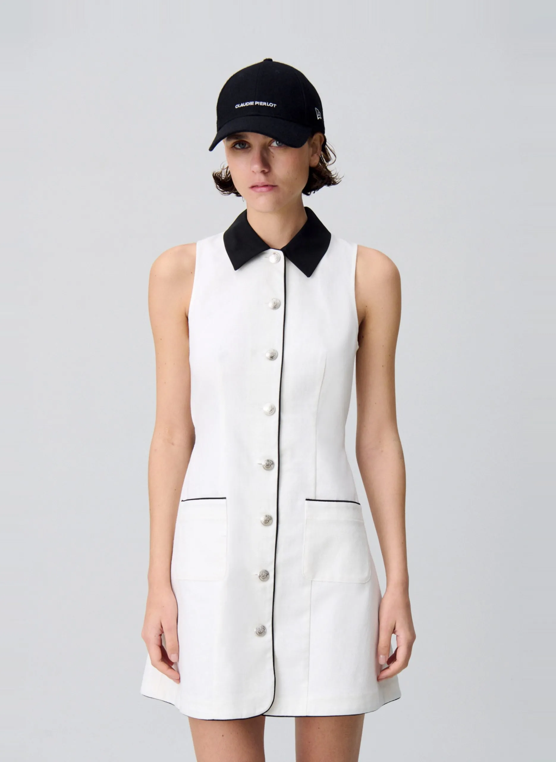 Ausgestelltes Baumwoll-Kurzkleid mit klassischem Kragen Weiss