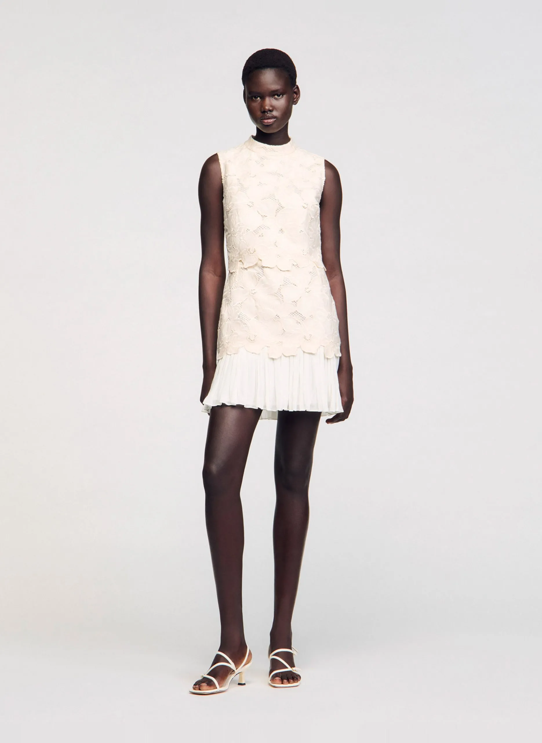 Baumwoll-Kurzkleid mit Rundhalsausschnitt Weiss