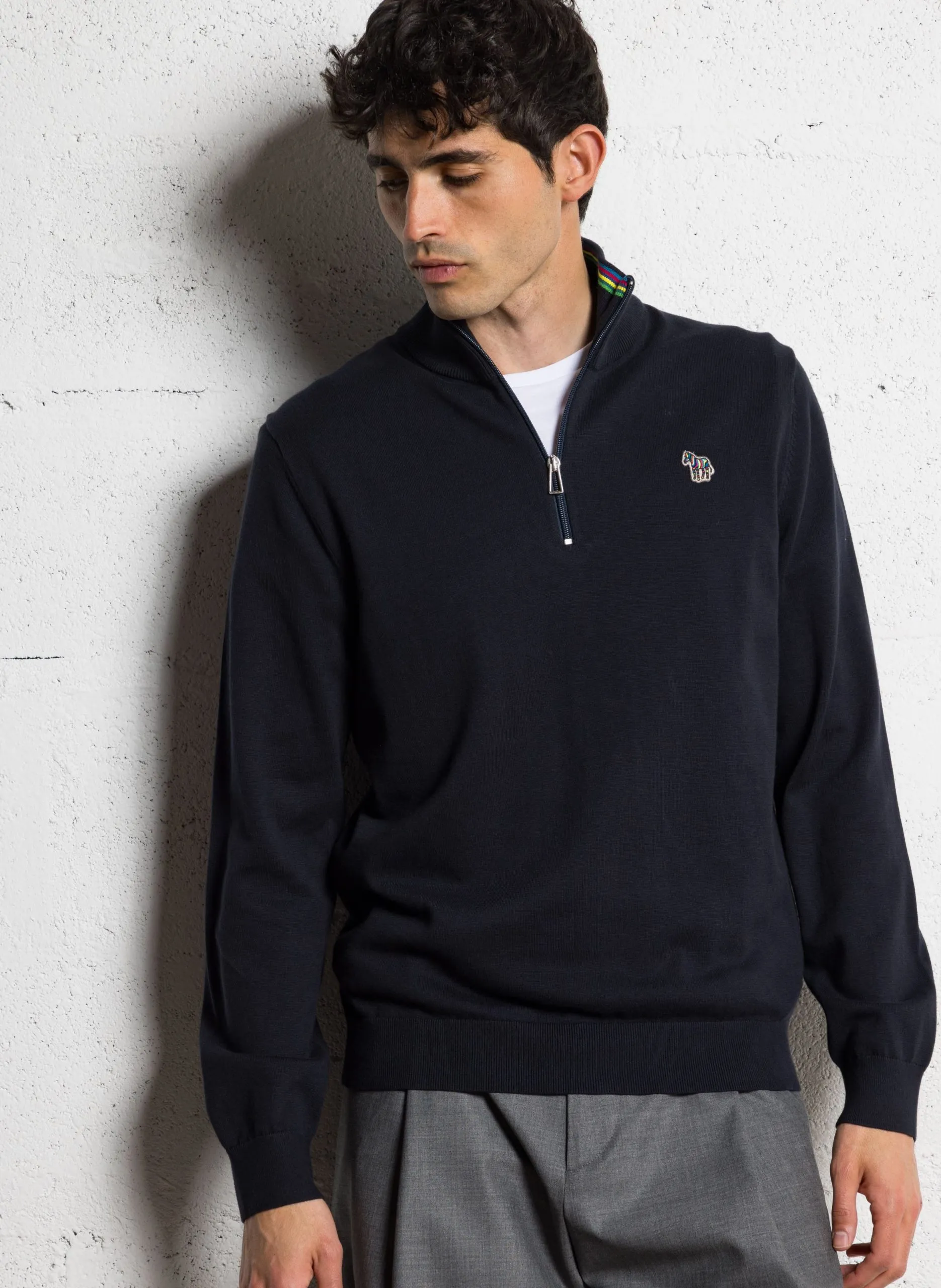 Bestickter Pullover mit Stehkragen und Reißverschluss Blau ZEB BAD