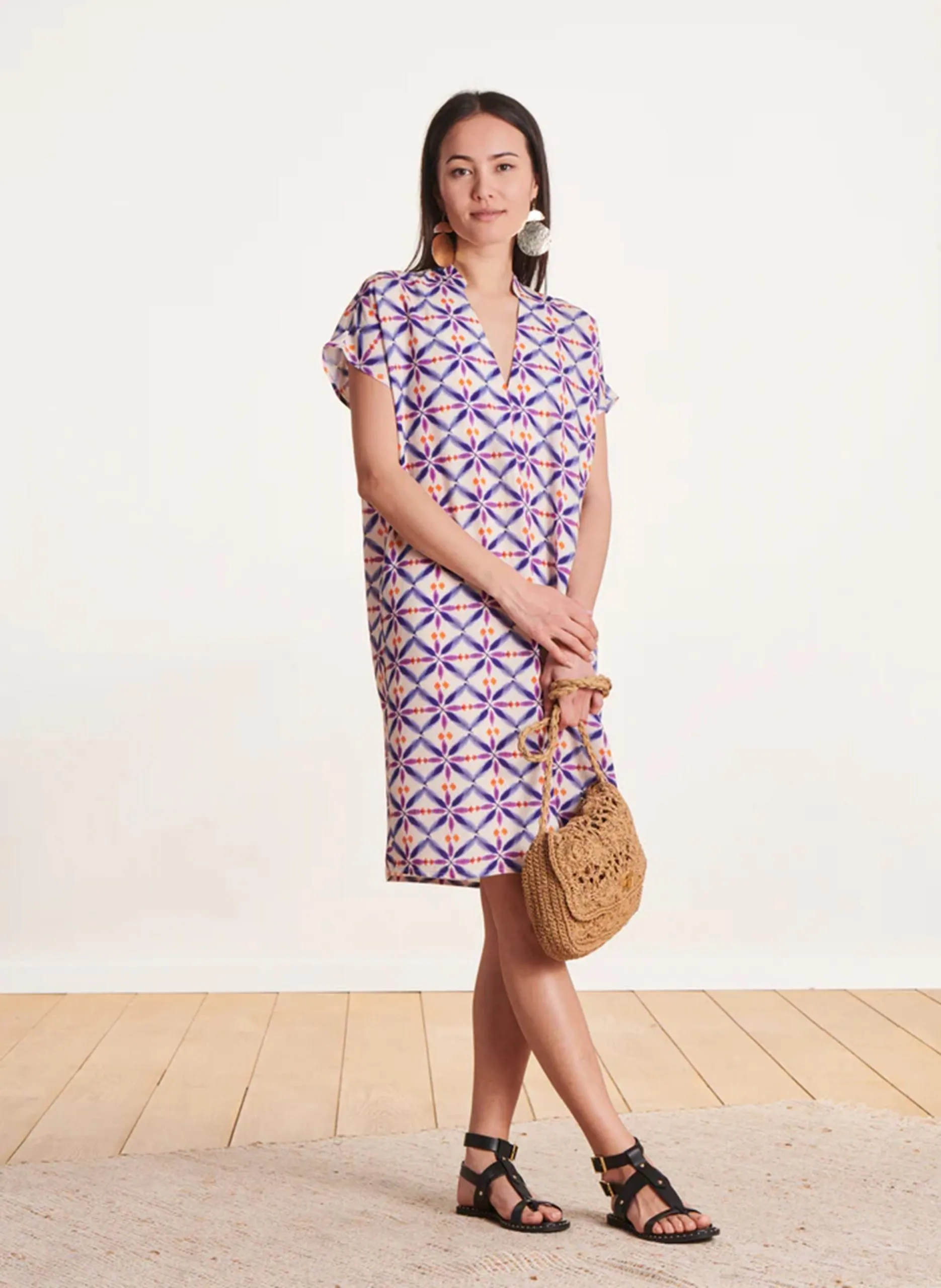 Bedrucktes Kleid mit V-Ausschnitt Violett