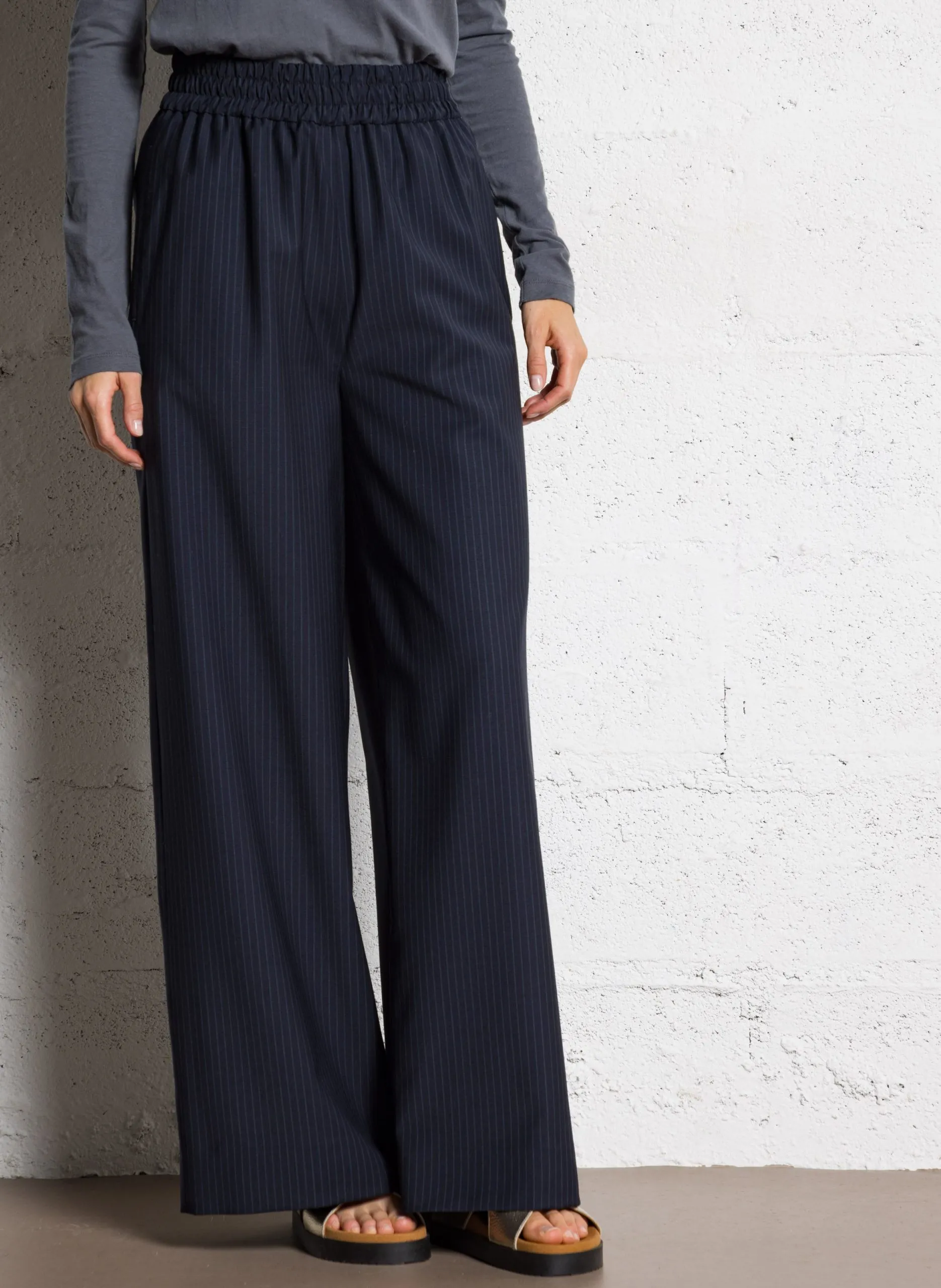 Weit geschnittene Wollhose Blau PRISILA