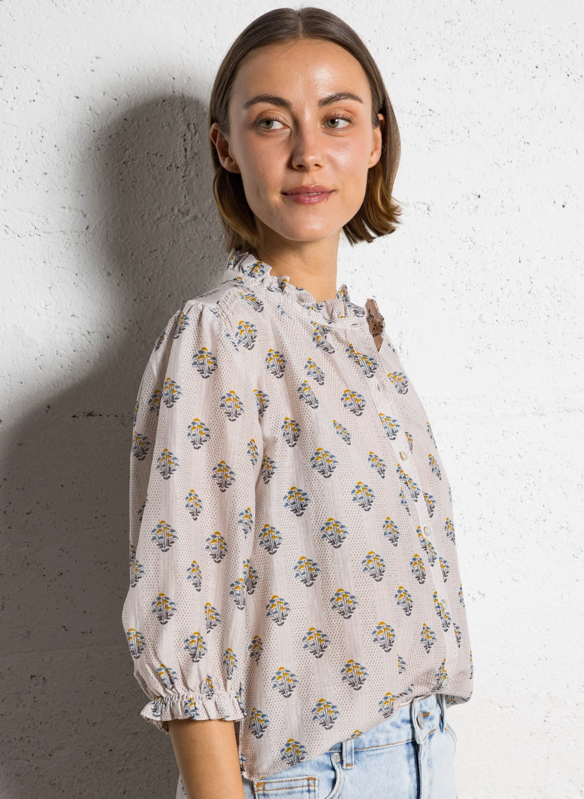 Bedruckte Baumwollbluse mit Rundhalsausschnitt Beige LINDI