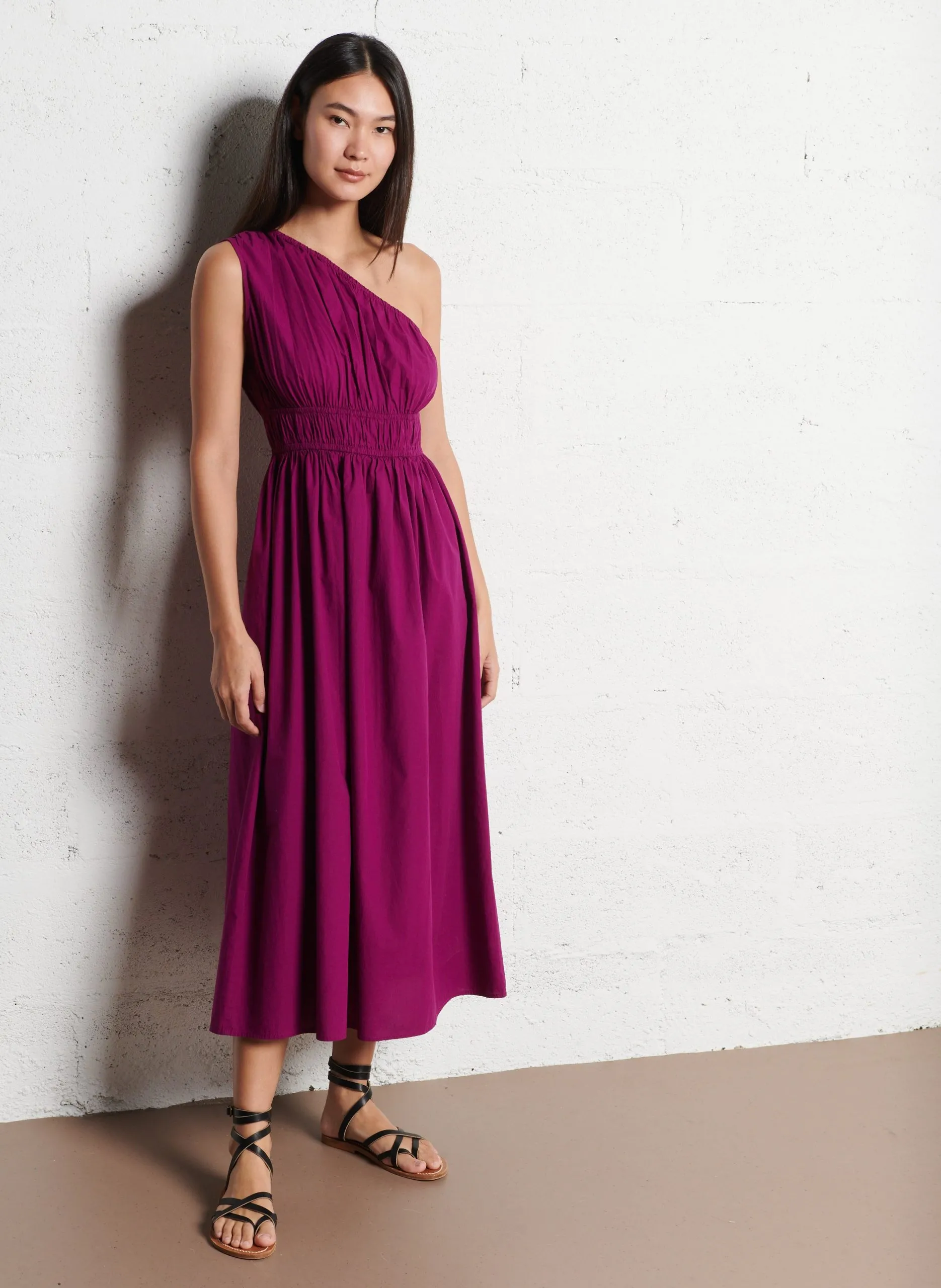 Asymmetrisches Maxikleid aus Baumwolle Violett LEILA