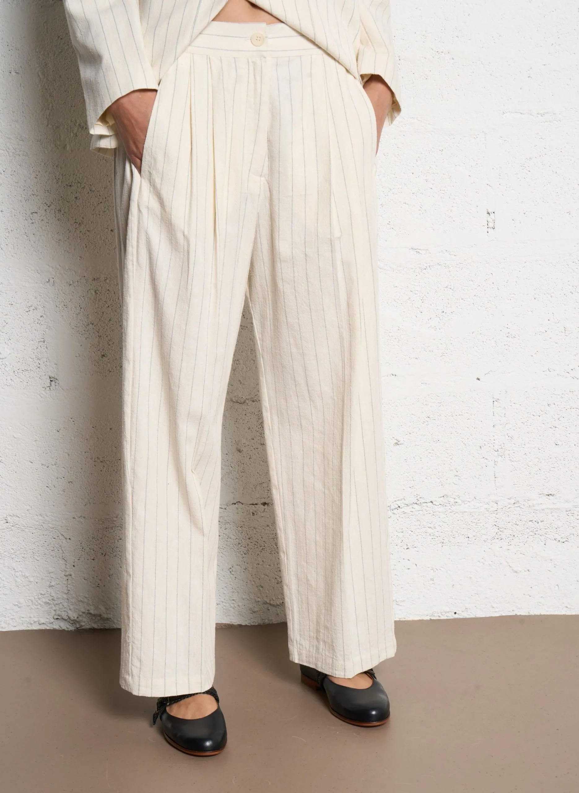 Gerade geschnittene, fließende Streifenhose Mehrfarbig CARAGOL