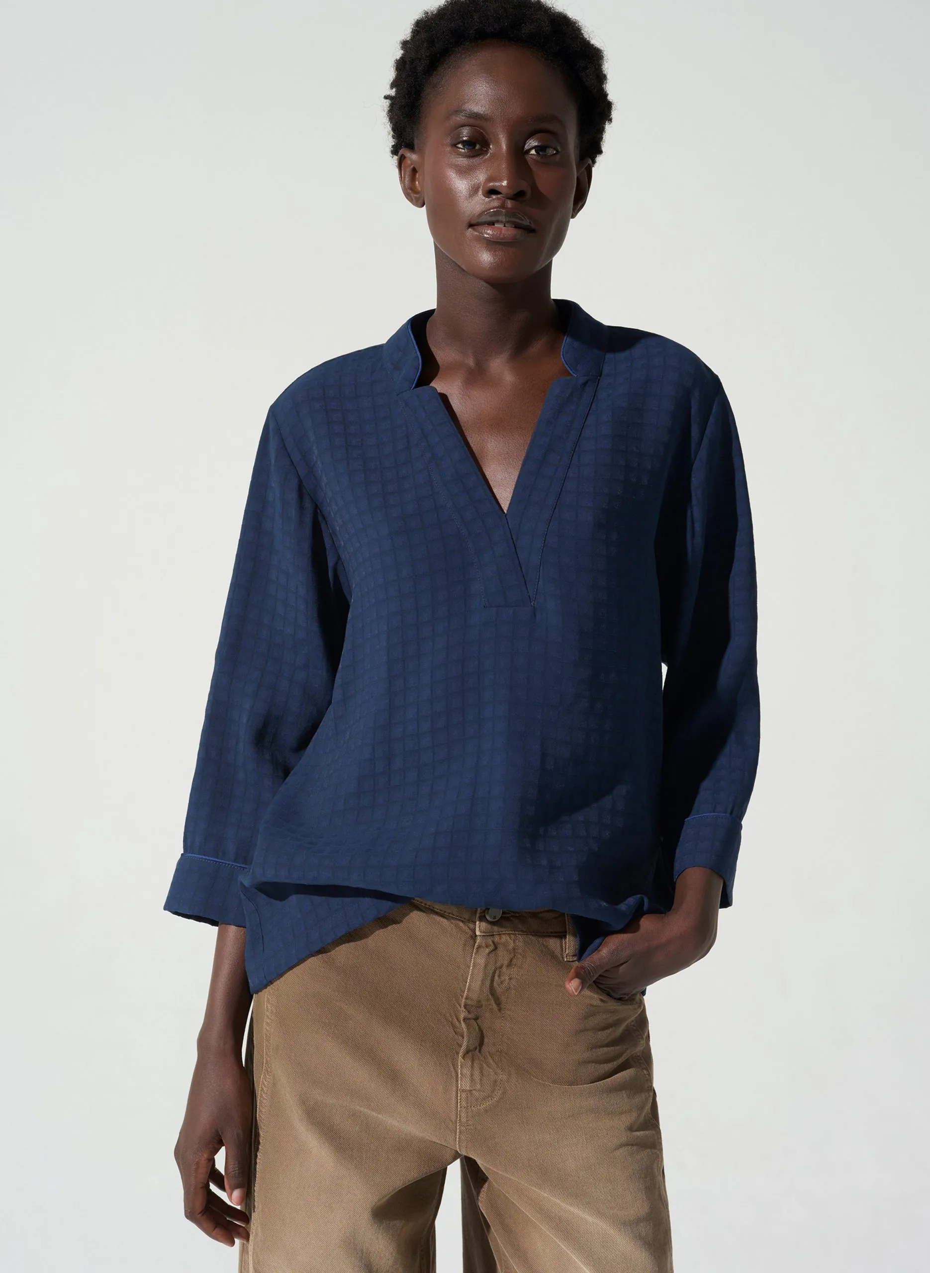 Bluse mit V-Ausschnitt Blau