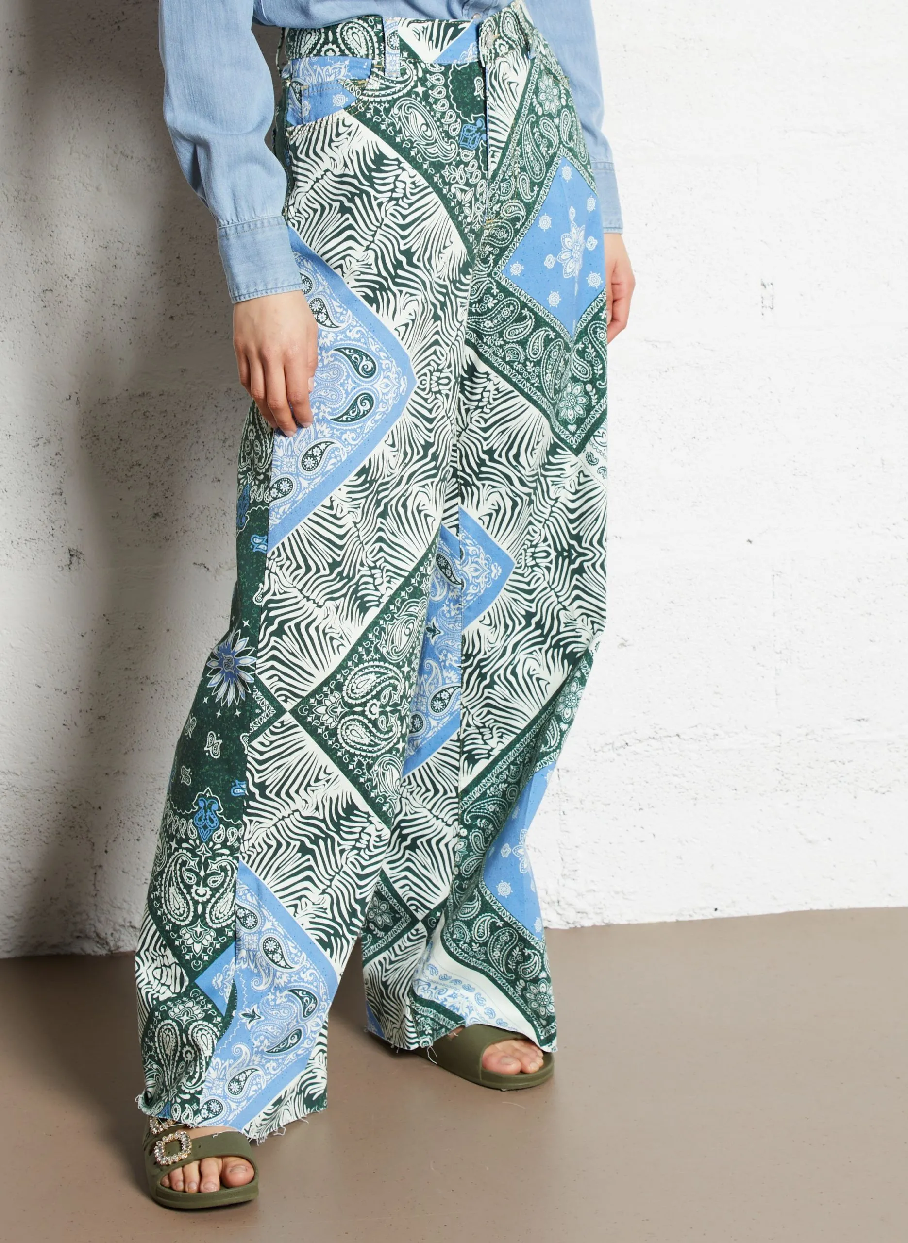 Chinohose aus Baumwoll-Mix Grun