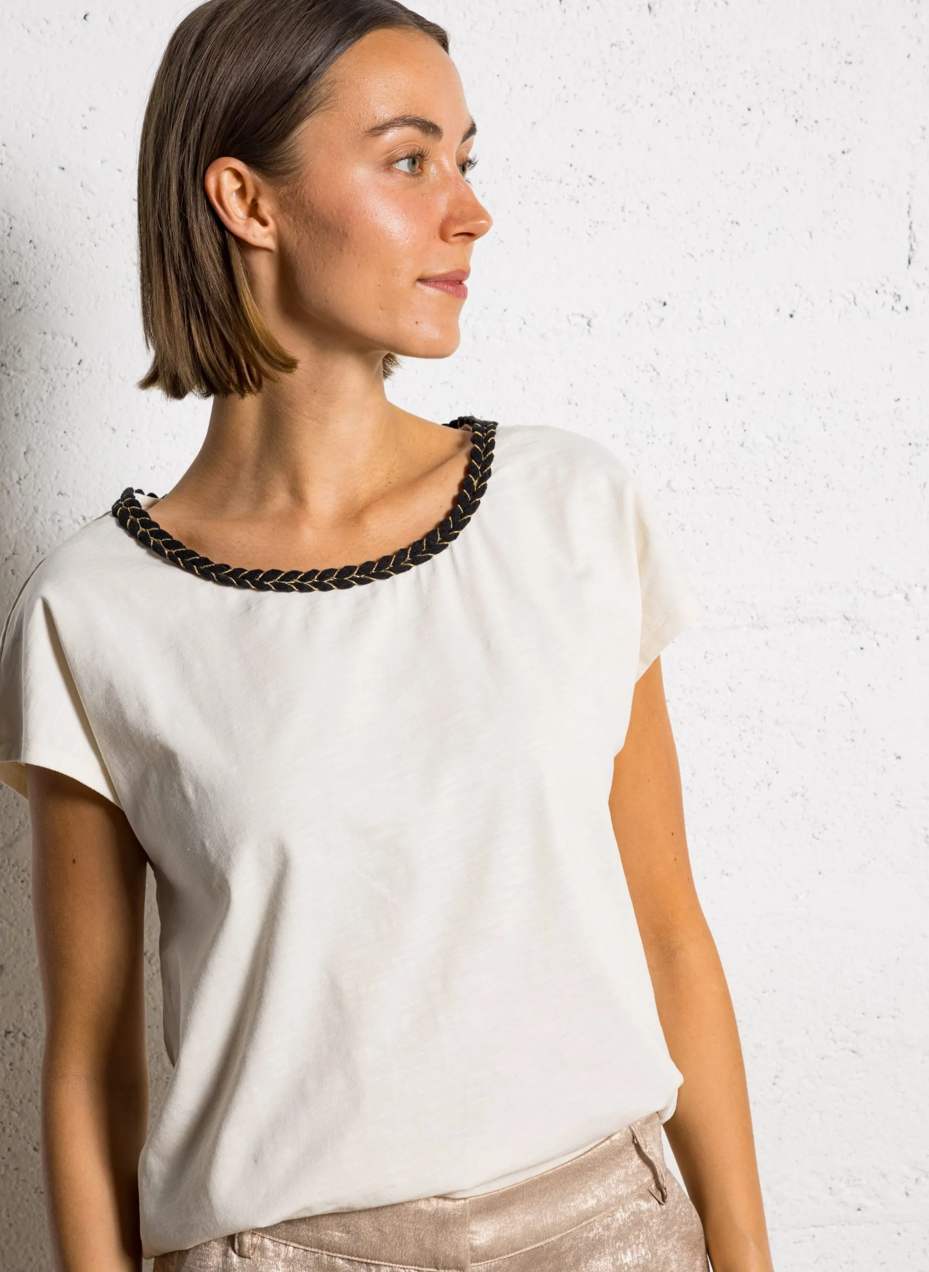 T-Shirt mit kurzen Ärmeln gerade Beige