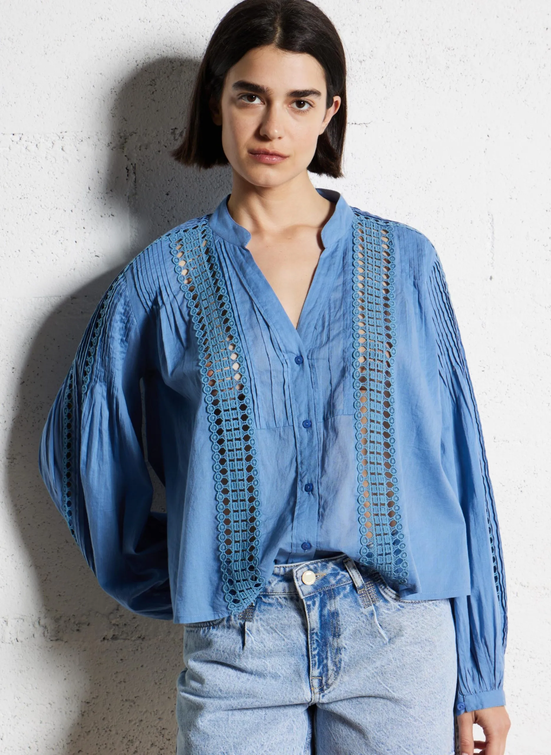 Baumwollbluse mit V-Ausschnitt Blau CELINDA