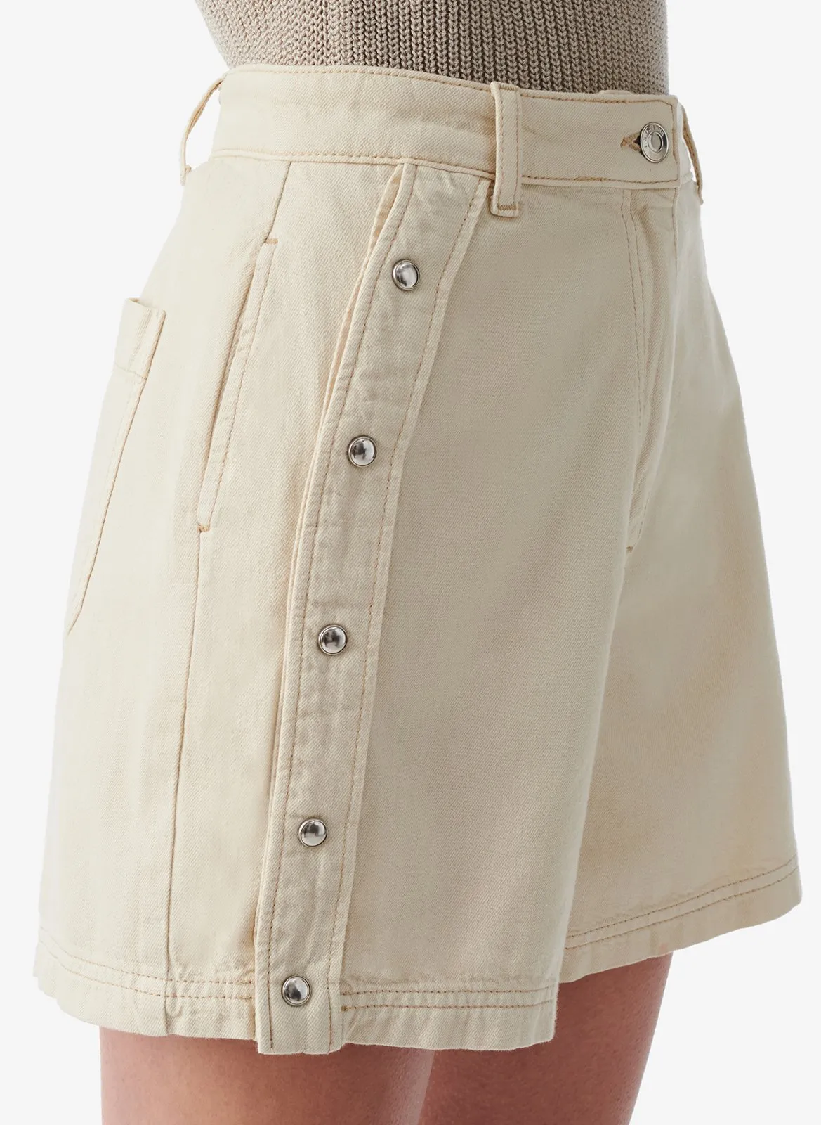 Gerade geschnittene Shorts aus Baumwoll-Mix Beige FAYEZ