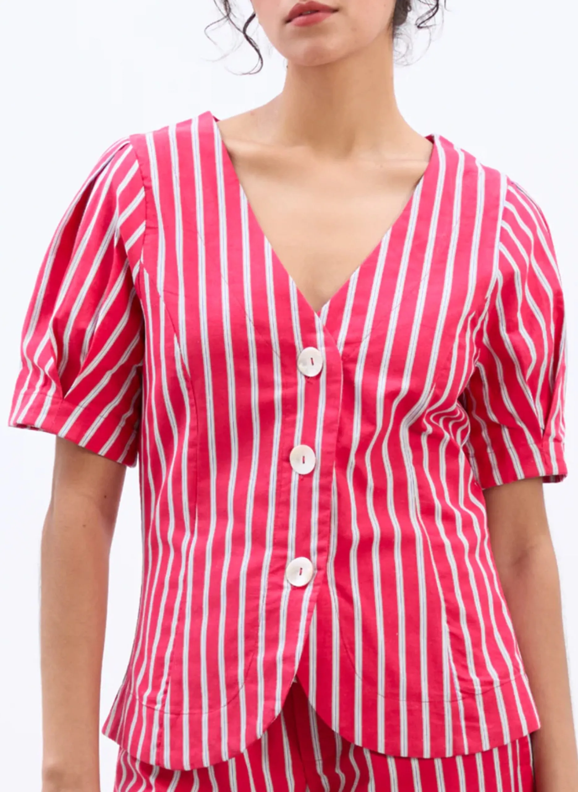 Bio-Baumwoll-V-Ausschnitt-Oberteil mit Streifen Braun SHELL