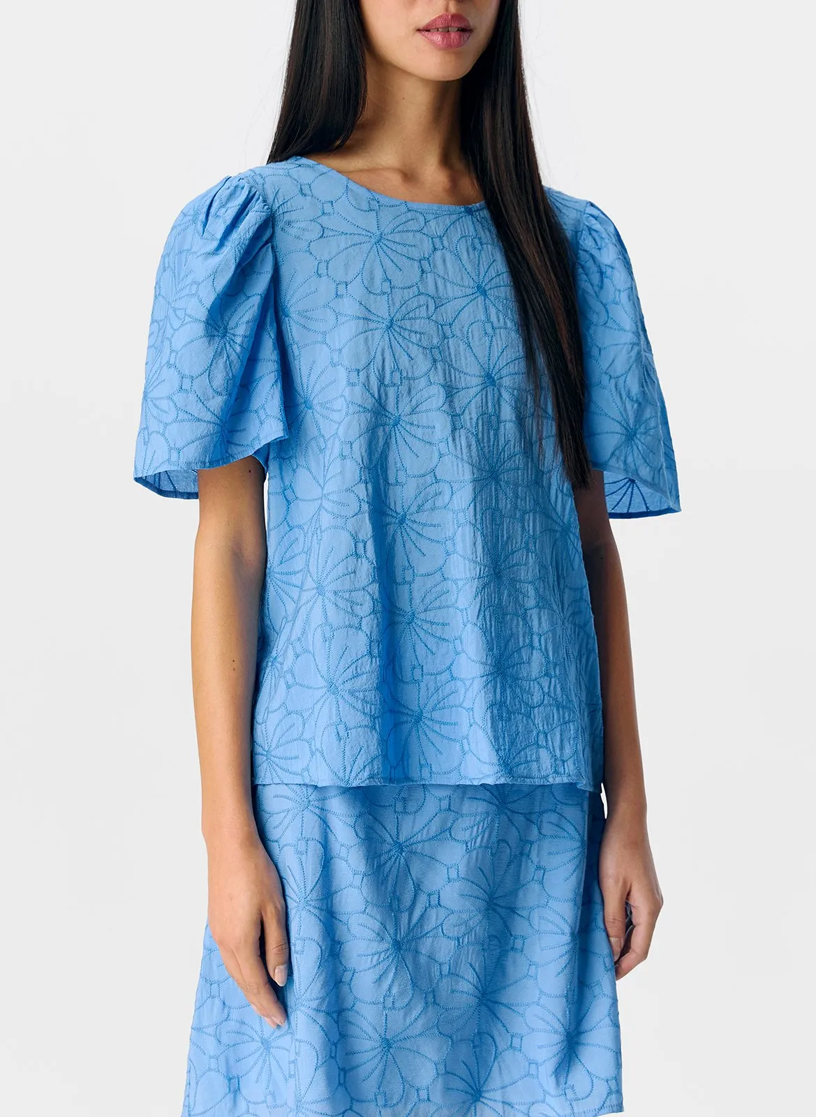 Besticktes Crop-Top Blau