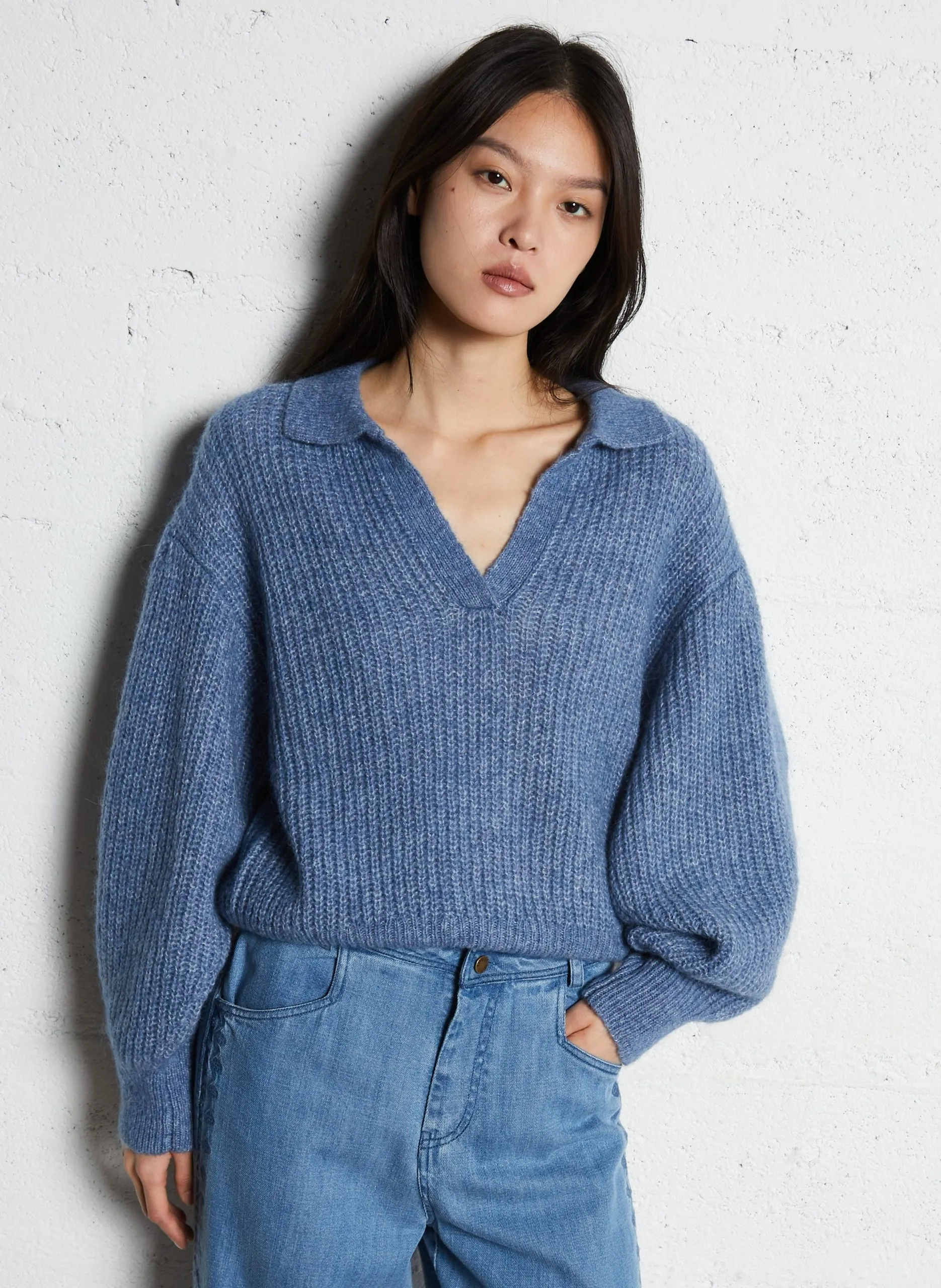 Weiter Pullover mit Polokragen in einfarbigem Strick Blau ILKA