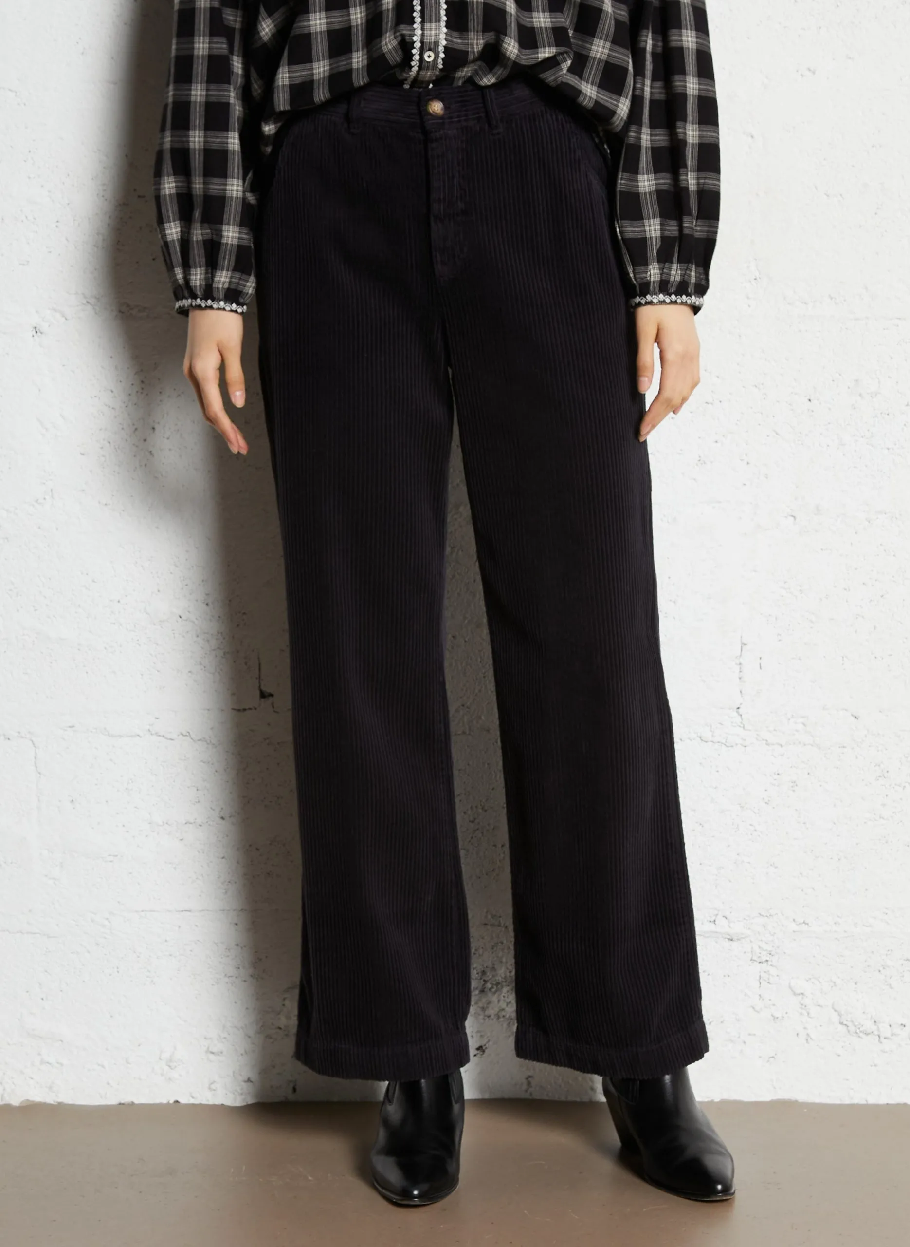 Cord-Hose - gerade geschnitten Schwarz CANELLE