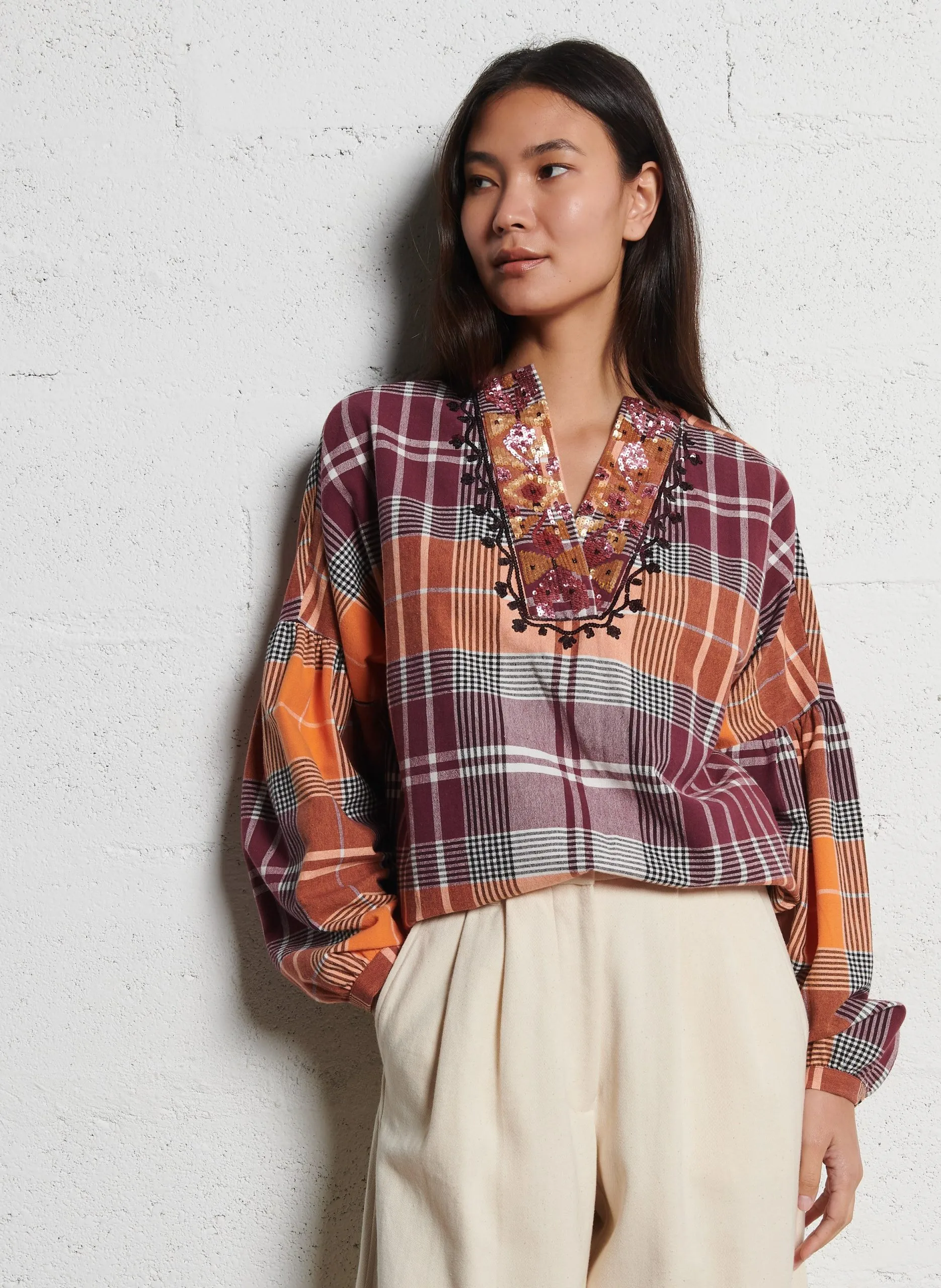 Bluse mit tiefem V-Ausschnitt und Karomuster mit Pailletten Orange MIA