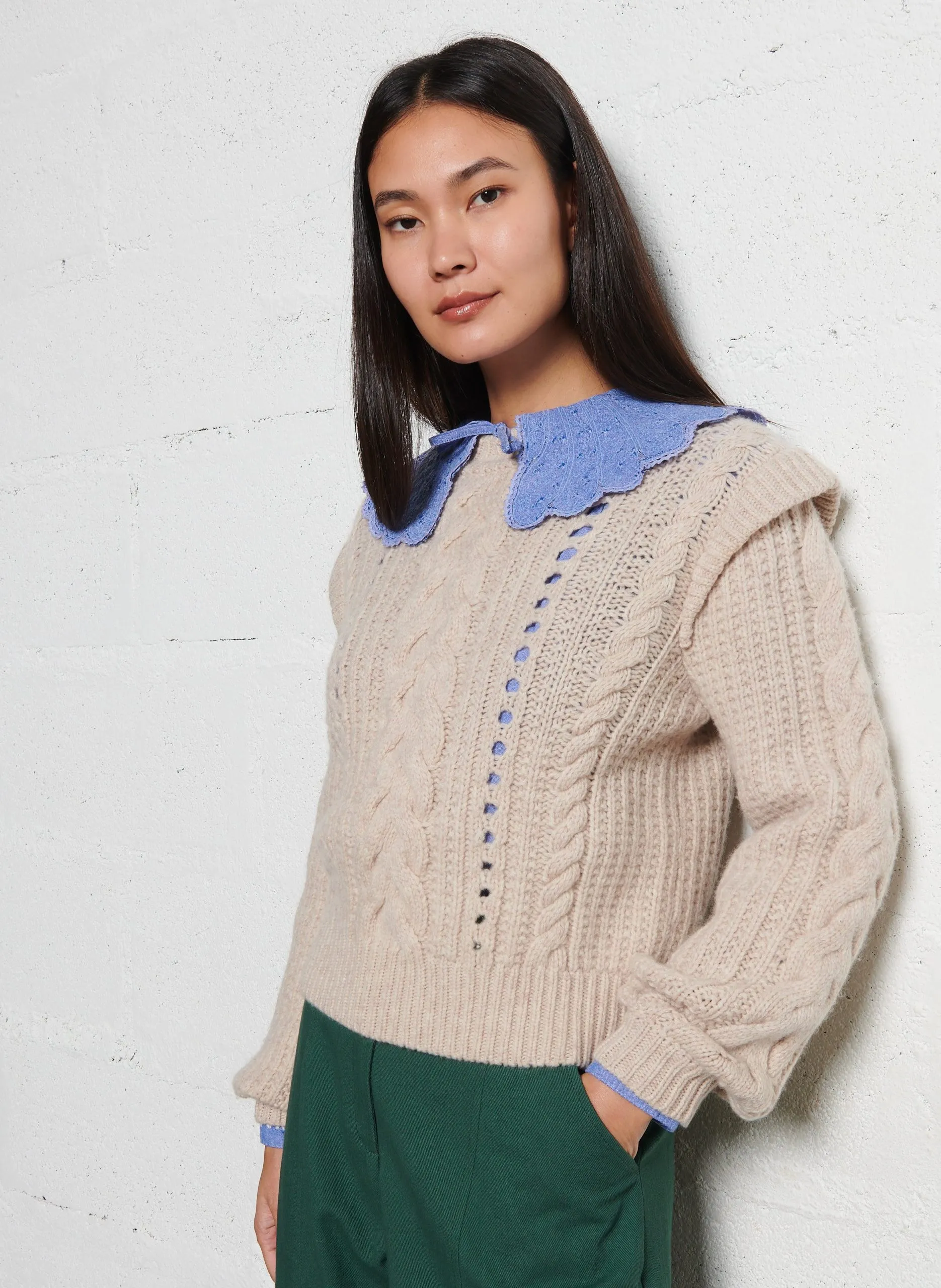 Pullover mit Stehkragen Beige ANIKA