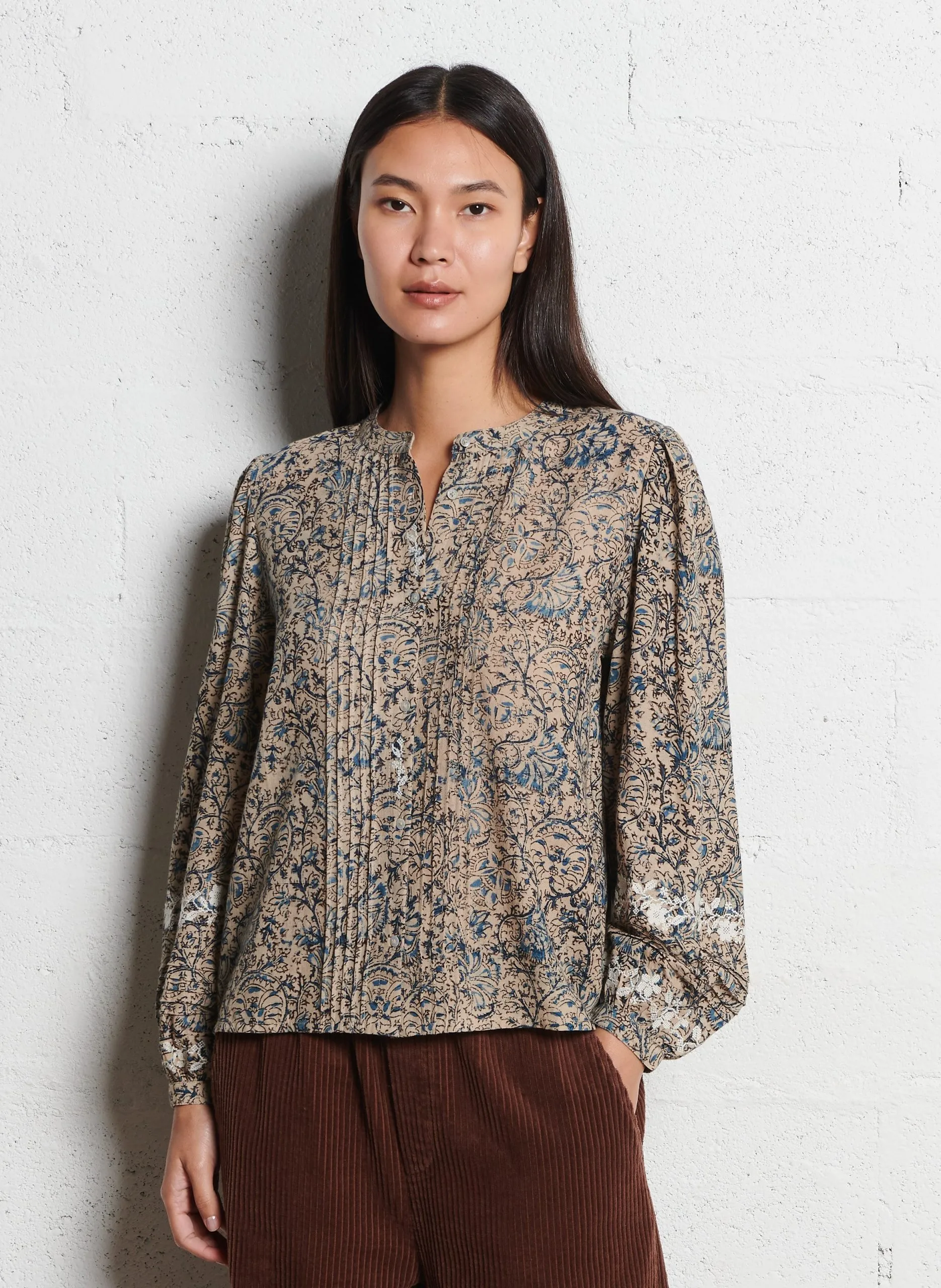 Baumwollbluse mit Rundhalsausschnitt Beige CECILIA