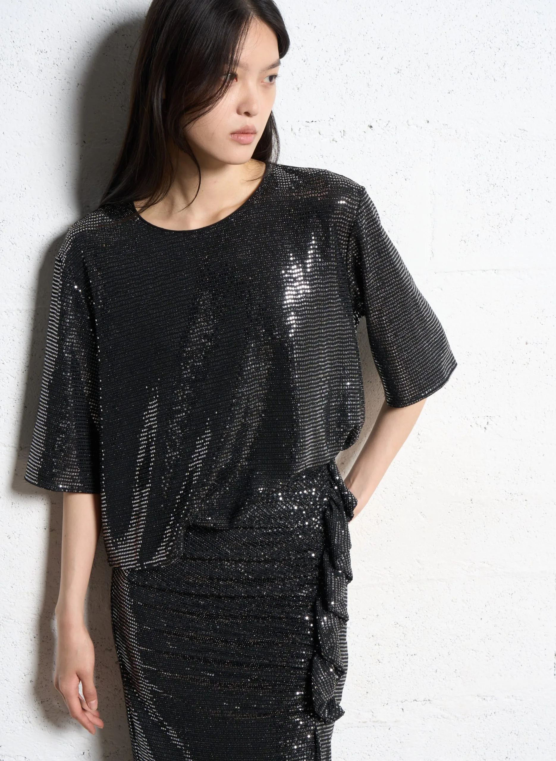 Großes Top mit kurzen Paillettenärmeln Silber MAIWEEN