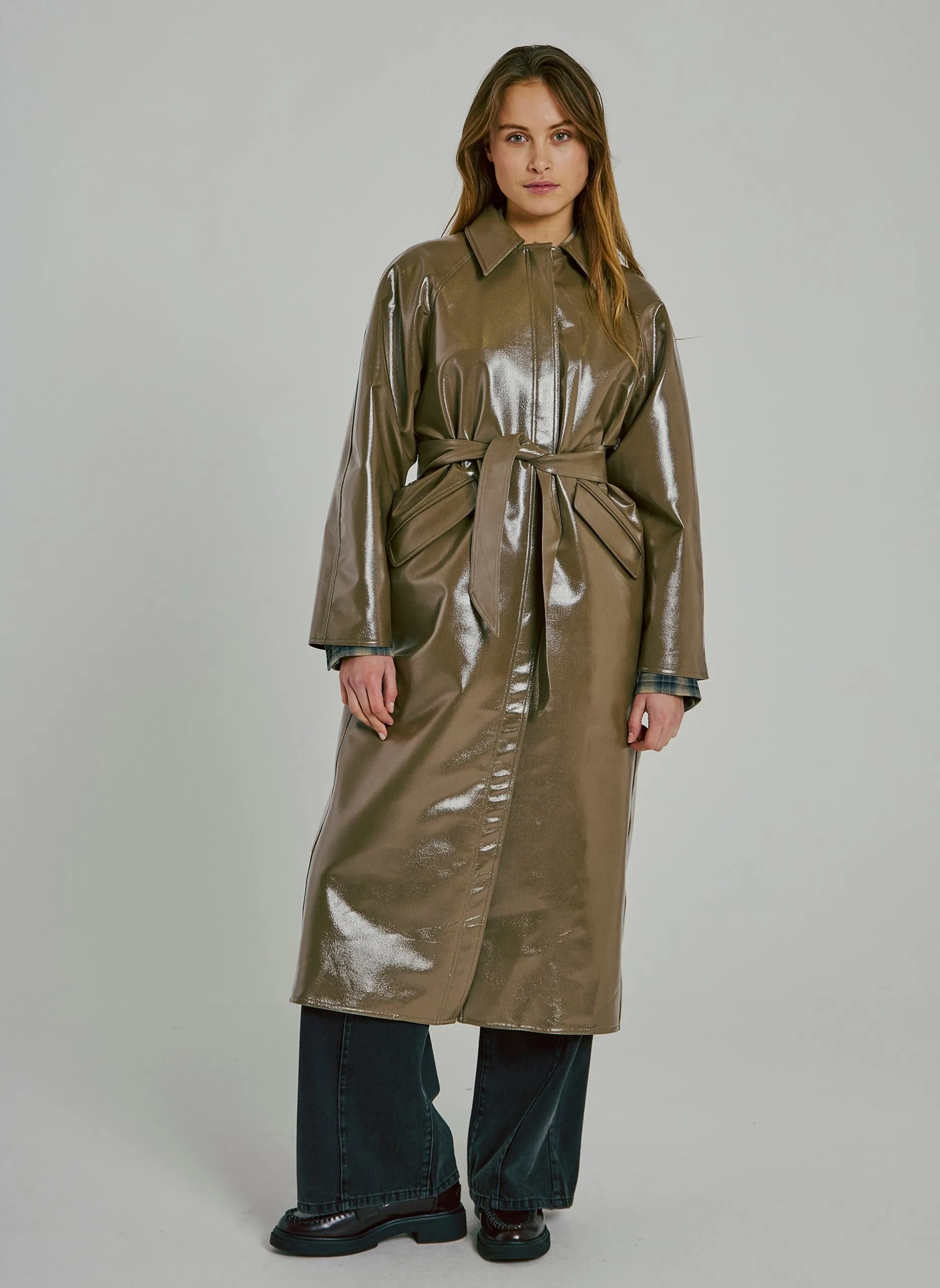 Langer Mantel mit klassischem Kragen Grun DICTE