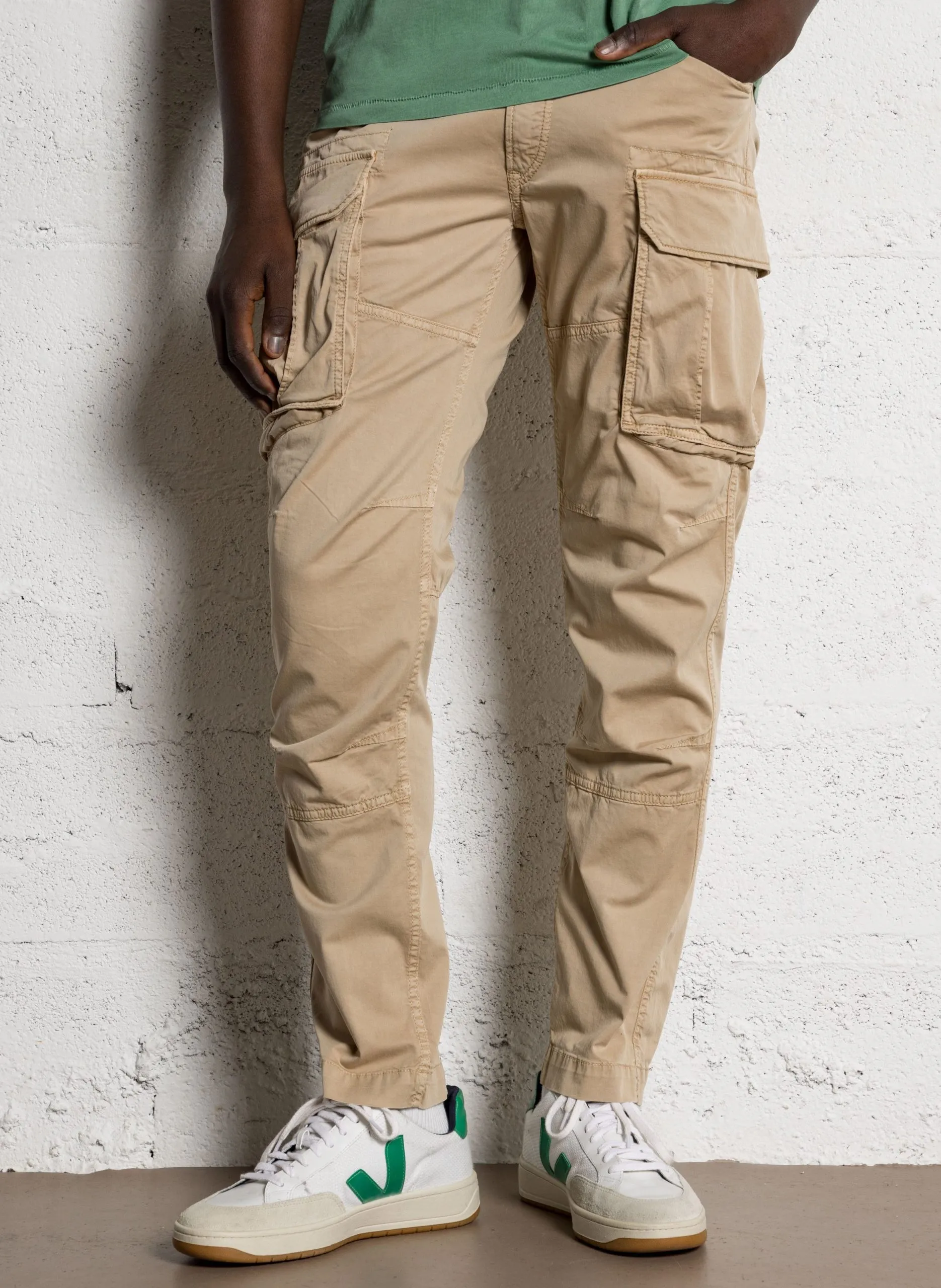 Gerade geschnittene Hose aus Baumwollmischung Weiss AARON