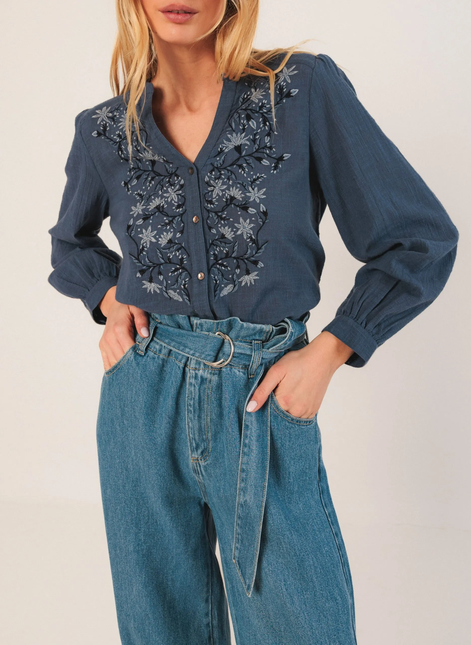 Baumwollbluse mit V-Ausschnitt Blau