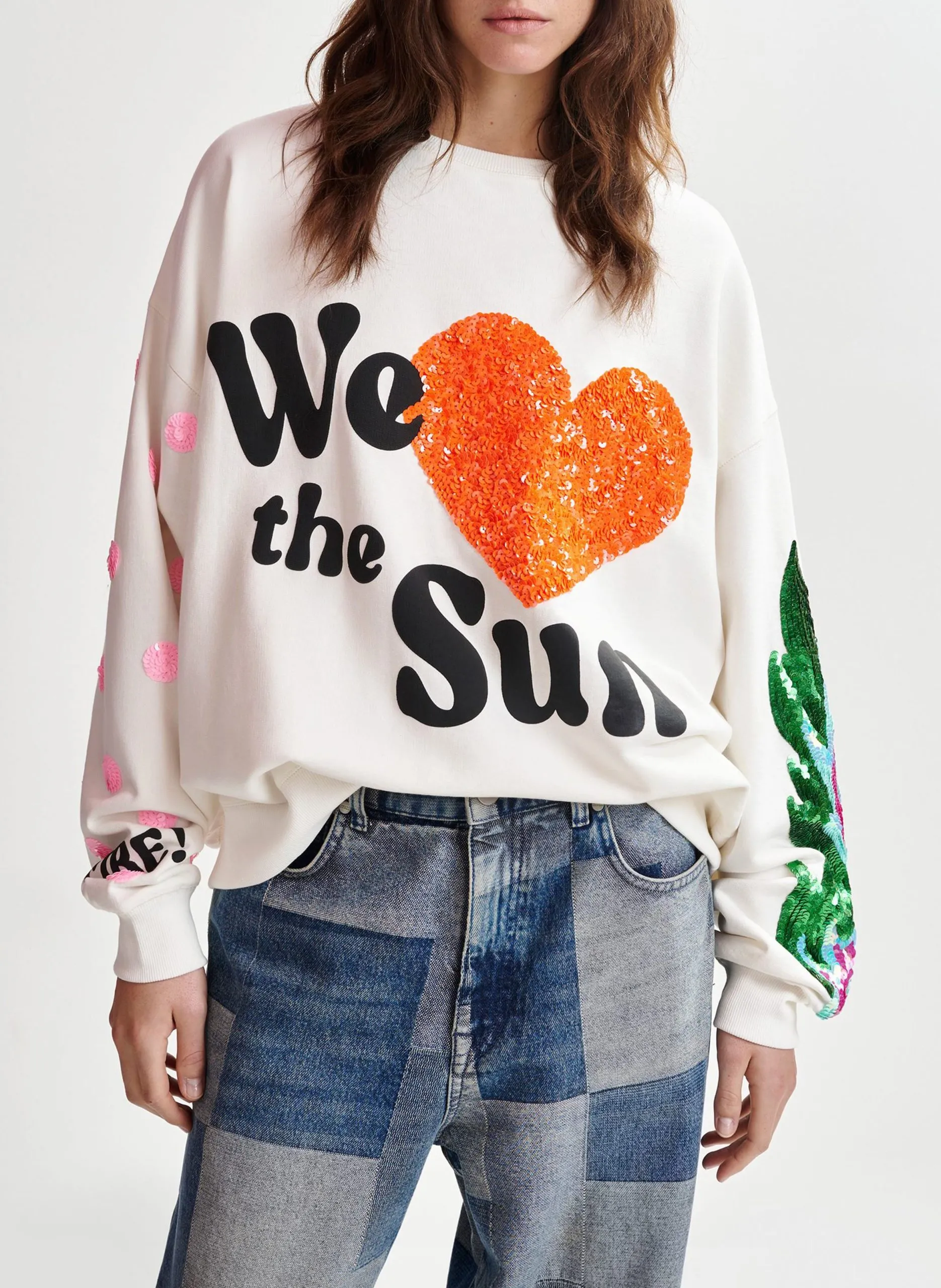 Weites Sweatshirt mit Glitzerstickerei. Weiss IHEXPERIENCE