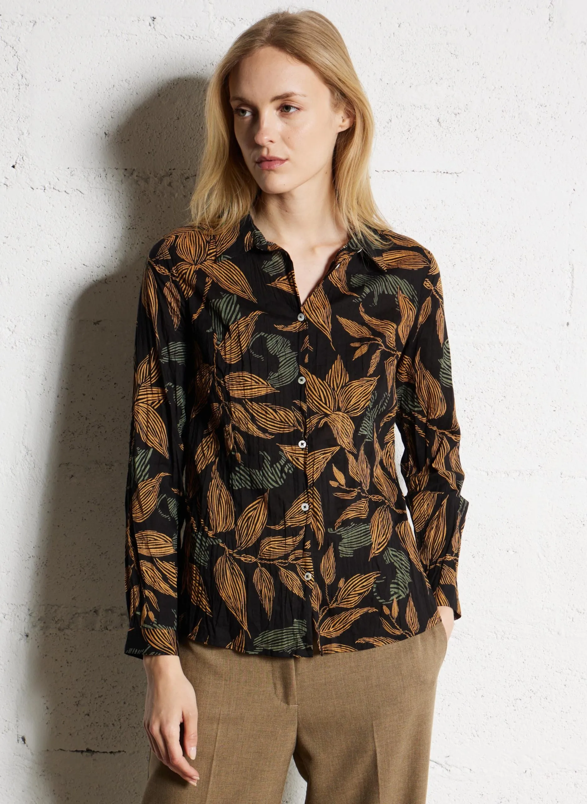 Gerade geschnittene Baumwollbluse mit Print Schwarz