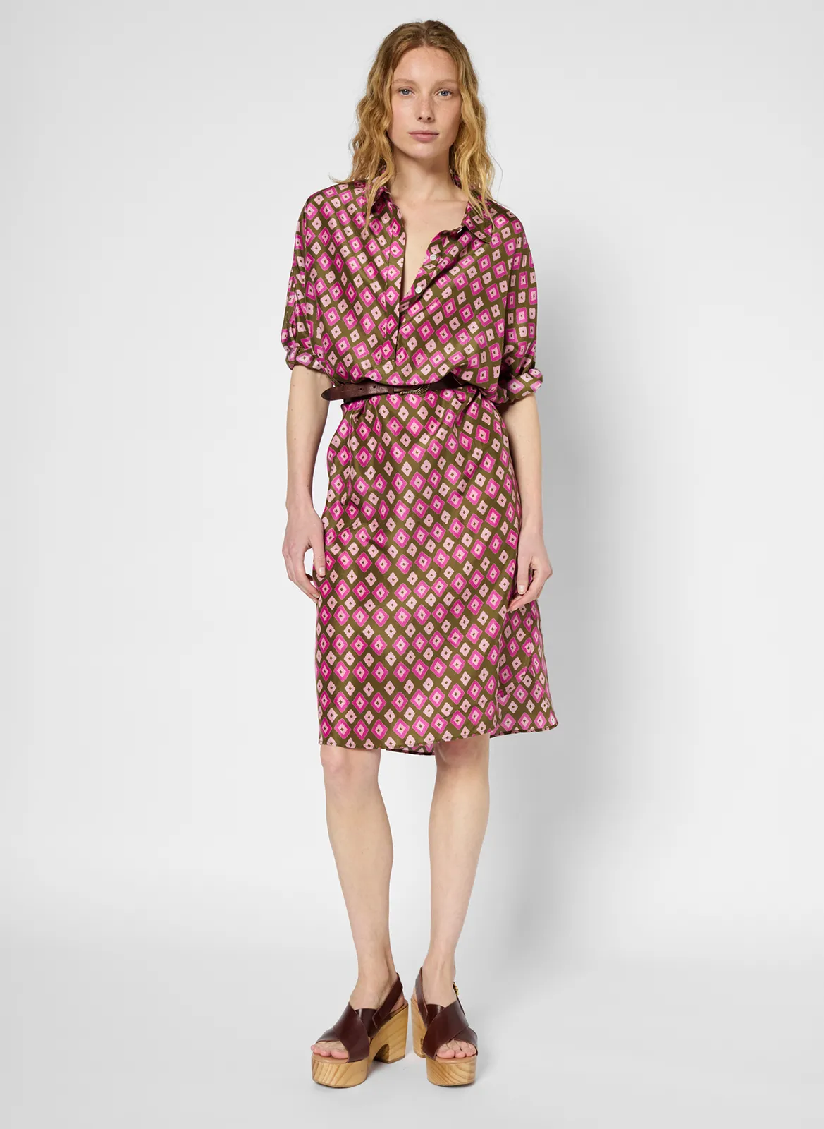 Bedrucktes Hemdkleid aus Seide Grun PIERRA