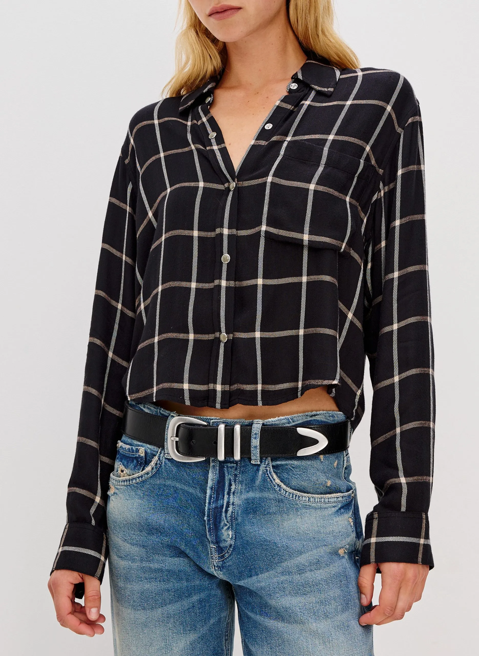 Kurzes fließendes Karo-Hemd Schwarz MALIN