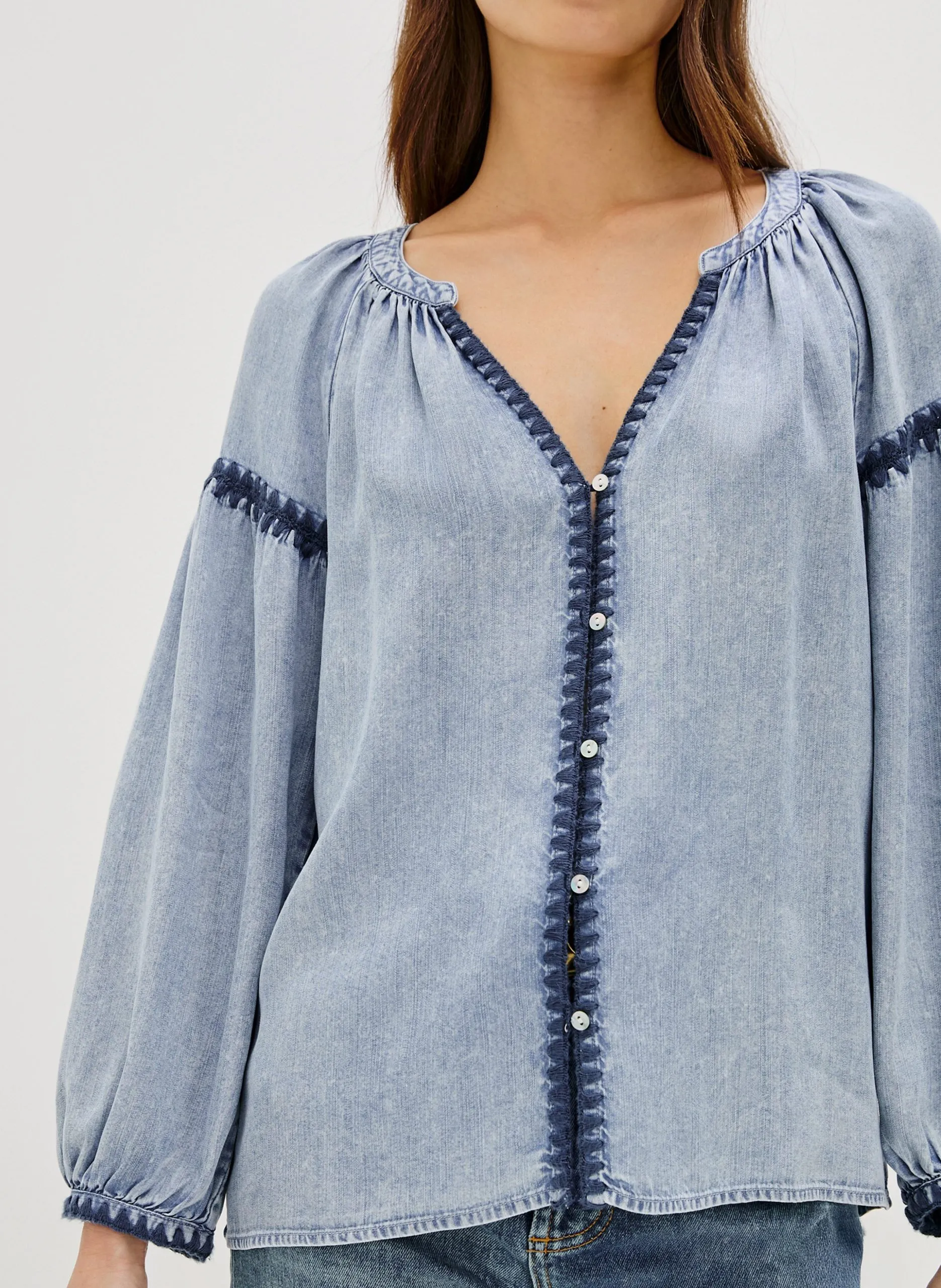 Weite Bluse mit Stickereien im Used-Look Blau TOSHI