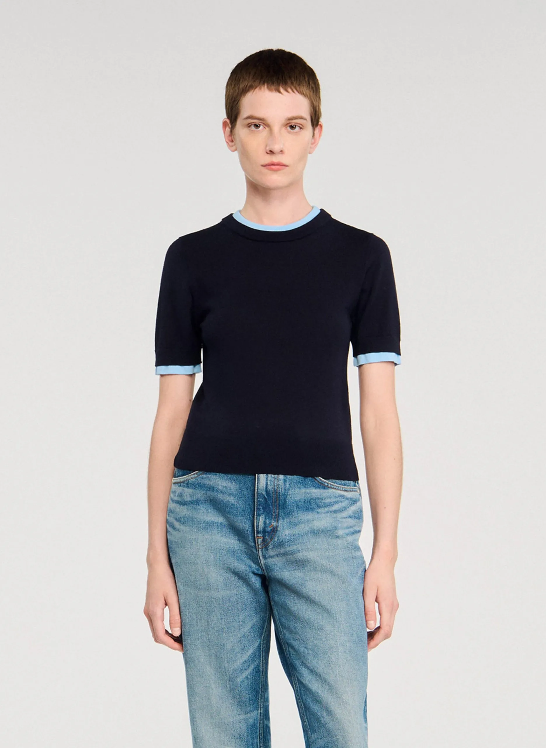 Anliegender Rundhalsausschnitt-Pullover aus Wolle Blau