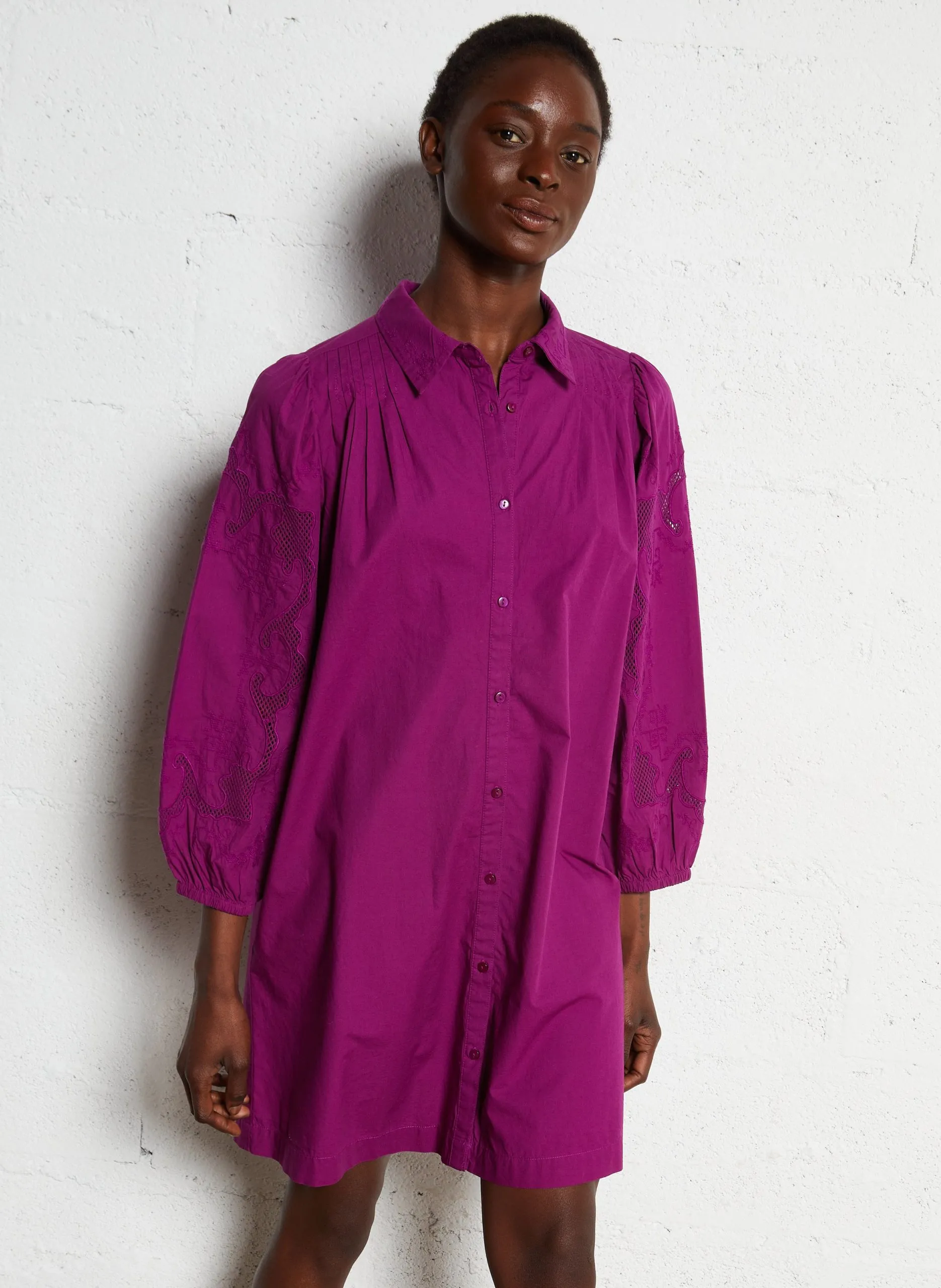 Baumwoll-Hemdkleid mit klassischem Kragen Violett AUDACIEUSE