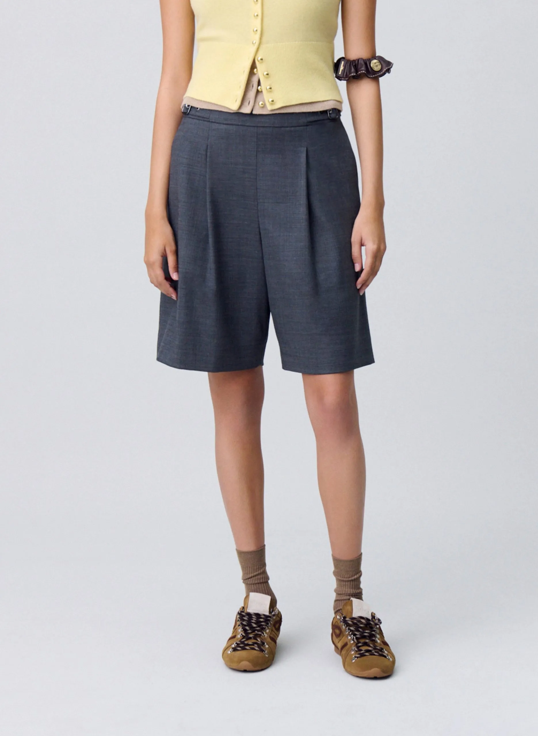 Große Bermuda-Shorts aus Wollmischung Grau