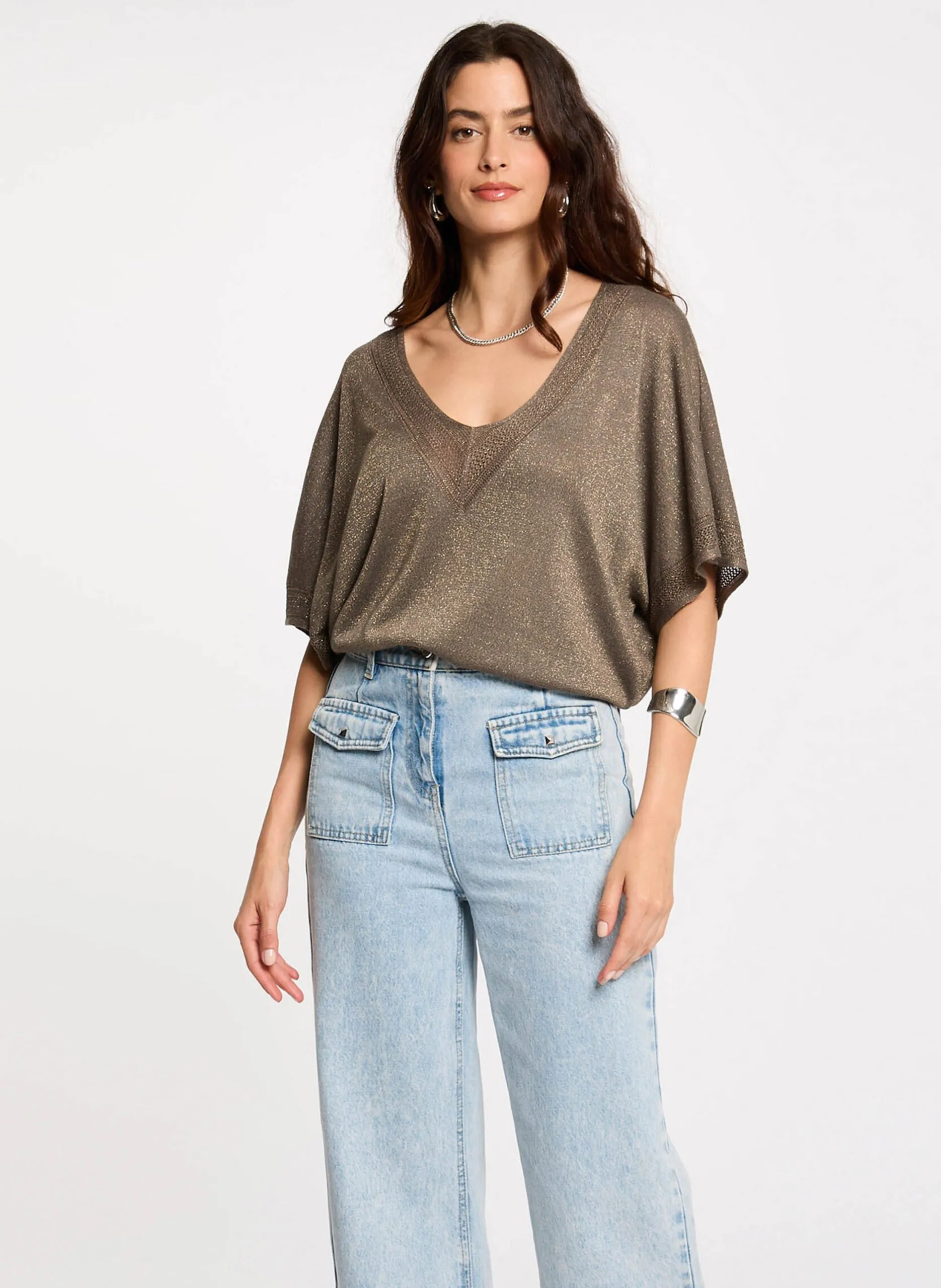 Gerade geschnittener Pullover mit V-Ausschnitt und Metallic-Dekor Schwarz 241-MCHRIS