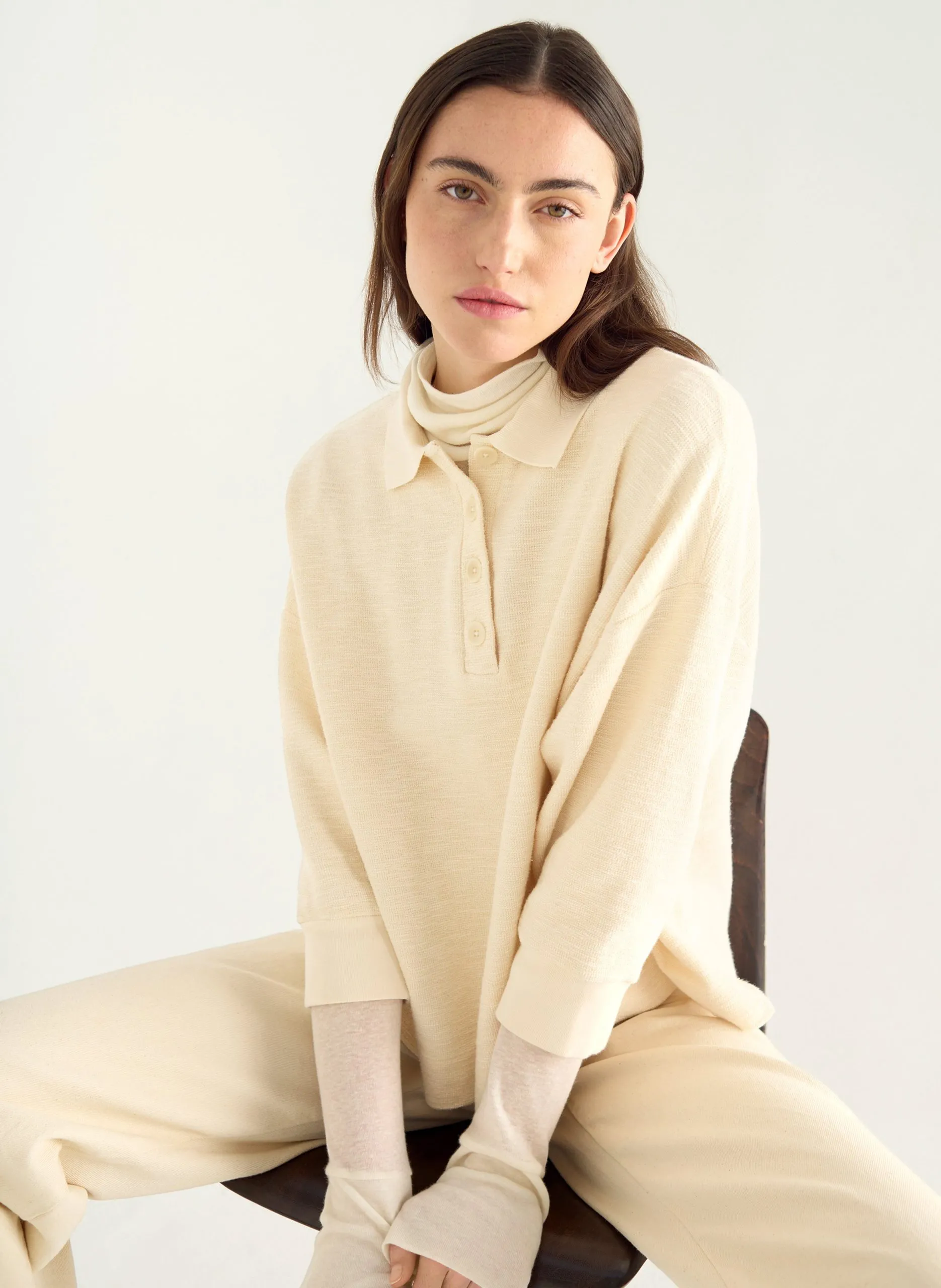 Weites Polo mit 3/4 Ärmeln in Uni-Farbe Weiss