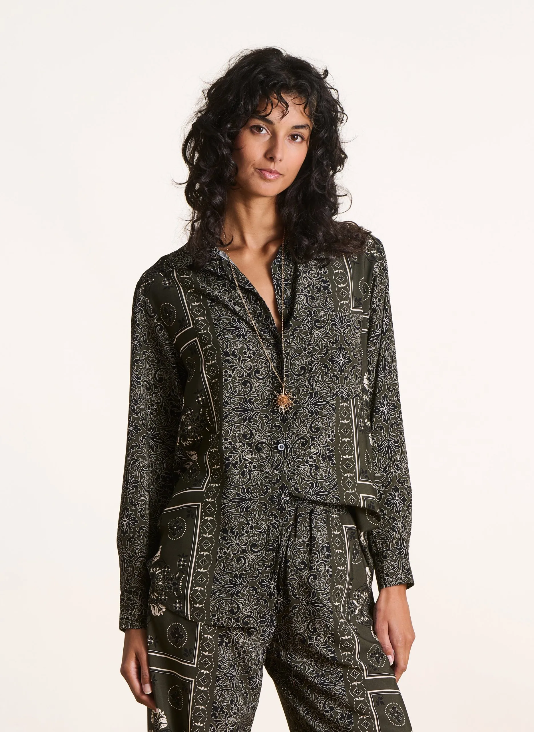 Gerade geschnittene Bluse Grun