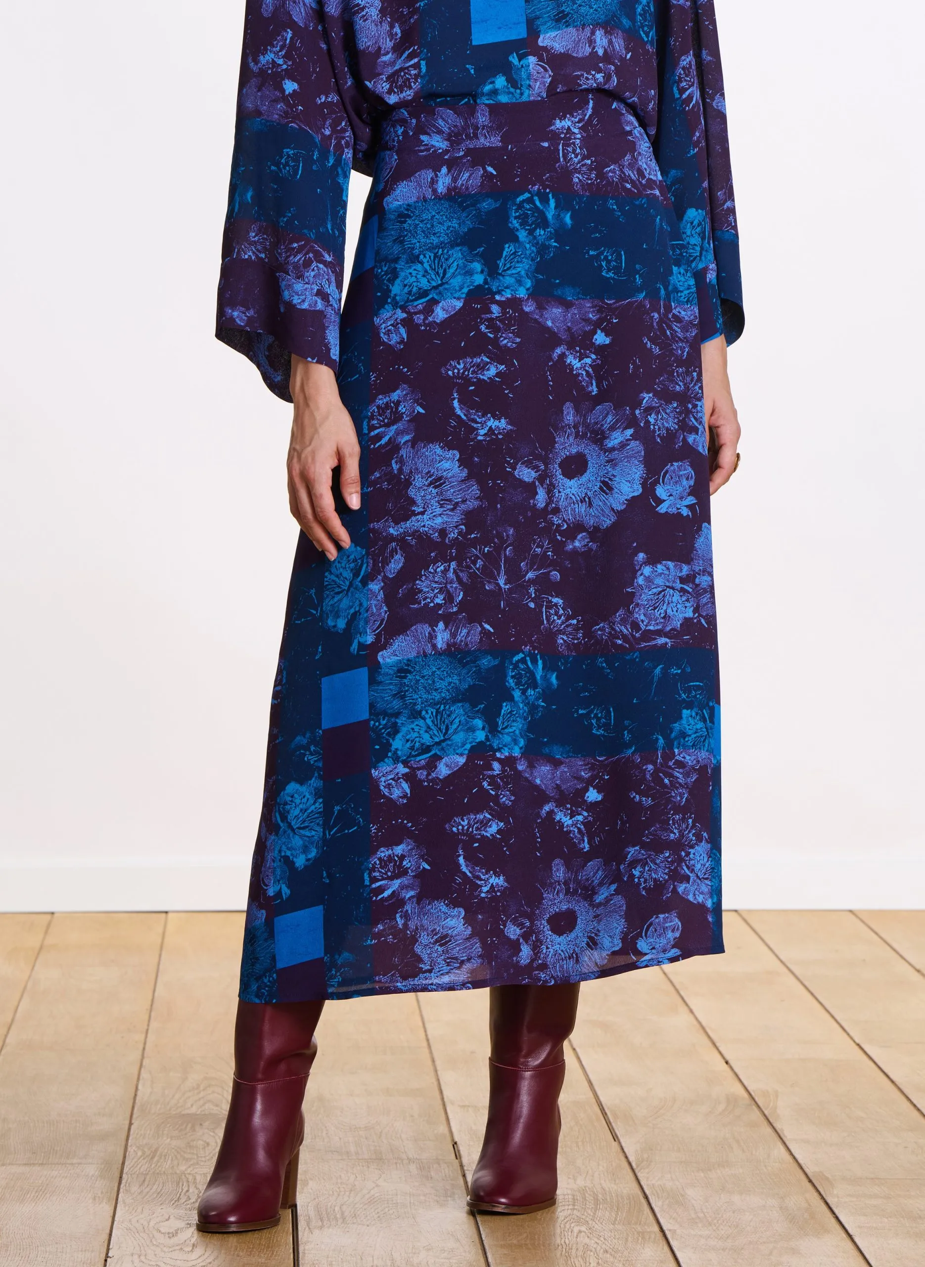 Ausgestellter Rock mit Mustern Violett