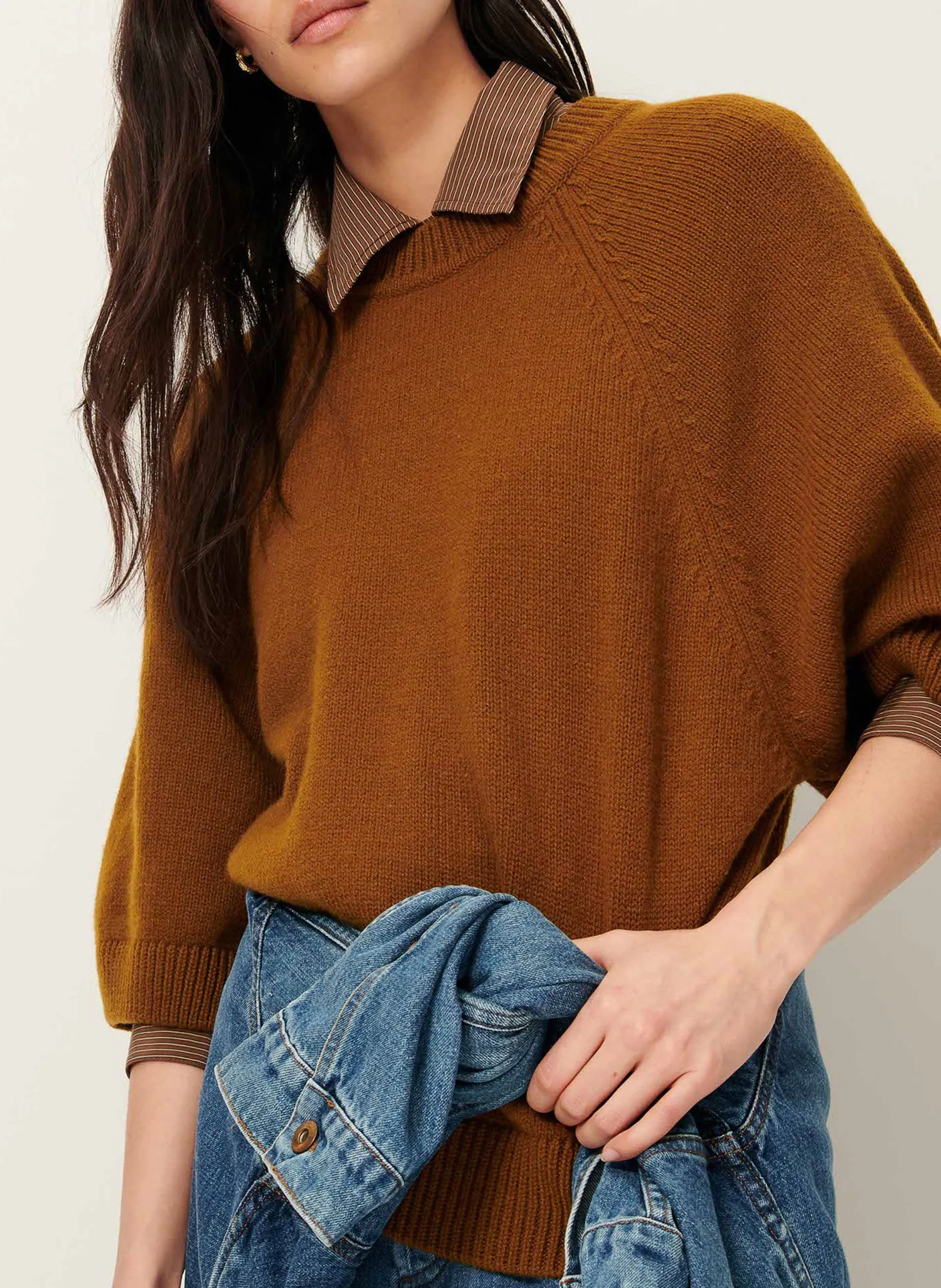 Caissa - Wollstrickpullover mit V-Ausschnitt und Details Braun RENZO