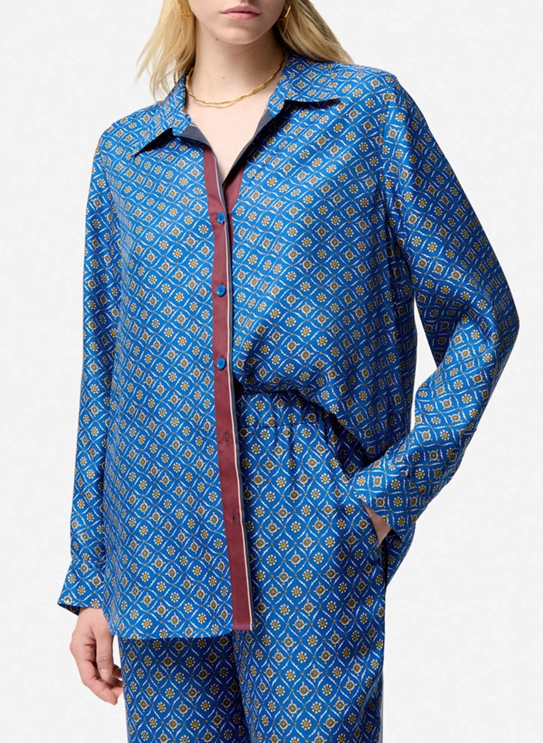 Ärmellose Bluse mit klassischem Kragen und Print Blau DOROTHEE