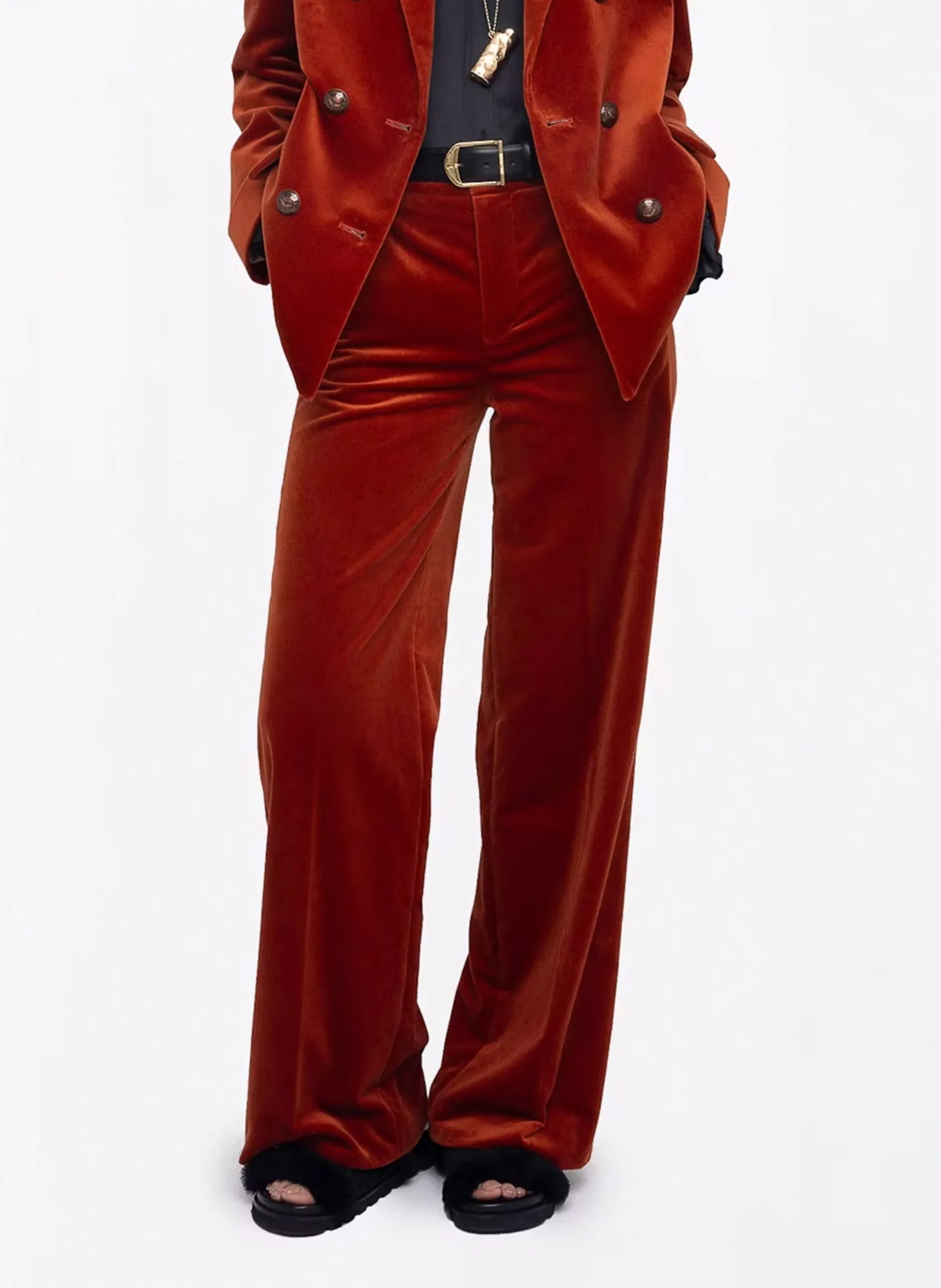 Weit geschnittene Jeans Braun PANOL